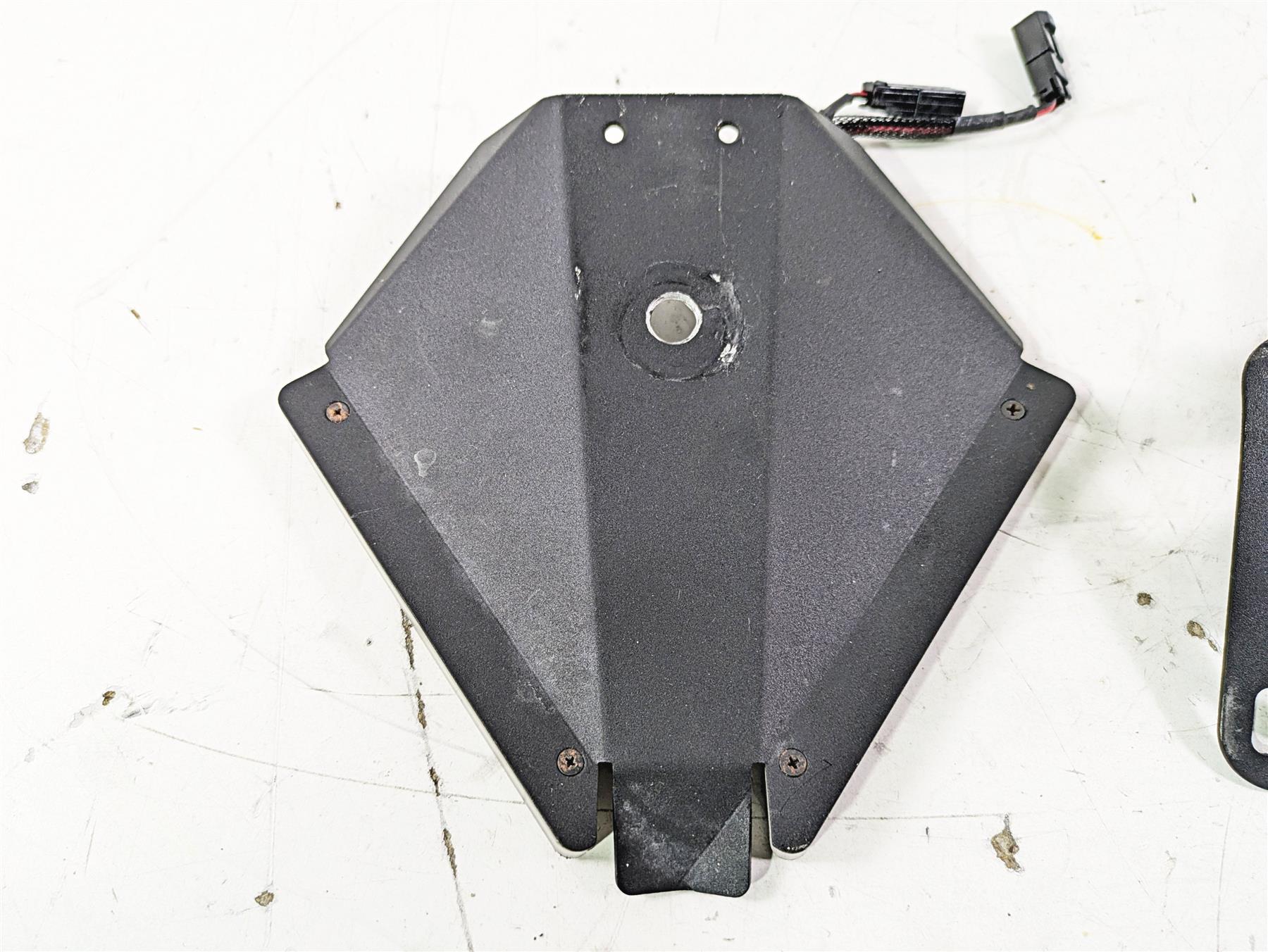 2015 Ducati Panigale 1299 S NRC Fender Eliminator Blinker Plate Holder 239UHF3 {{ shop.shopifyCountryName }} - Mototech271