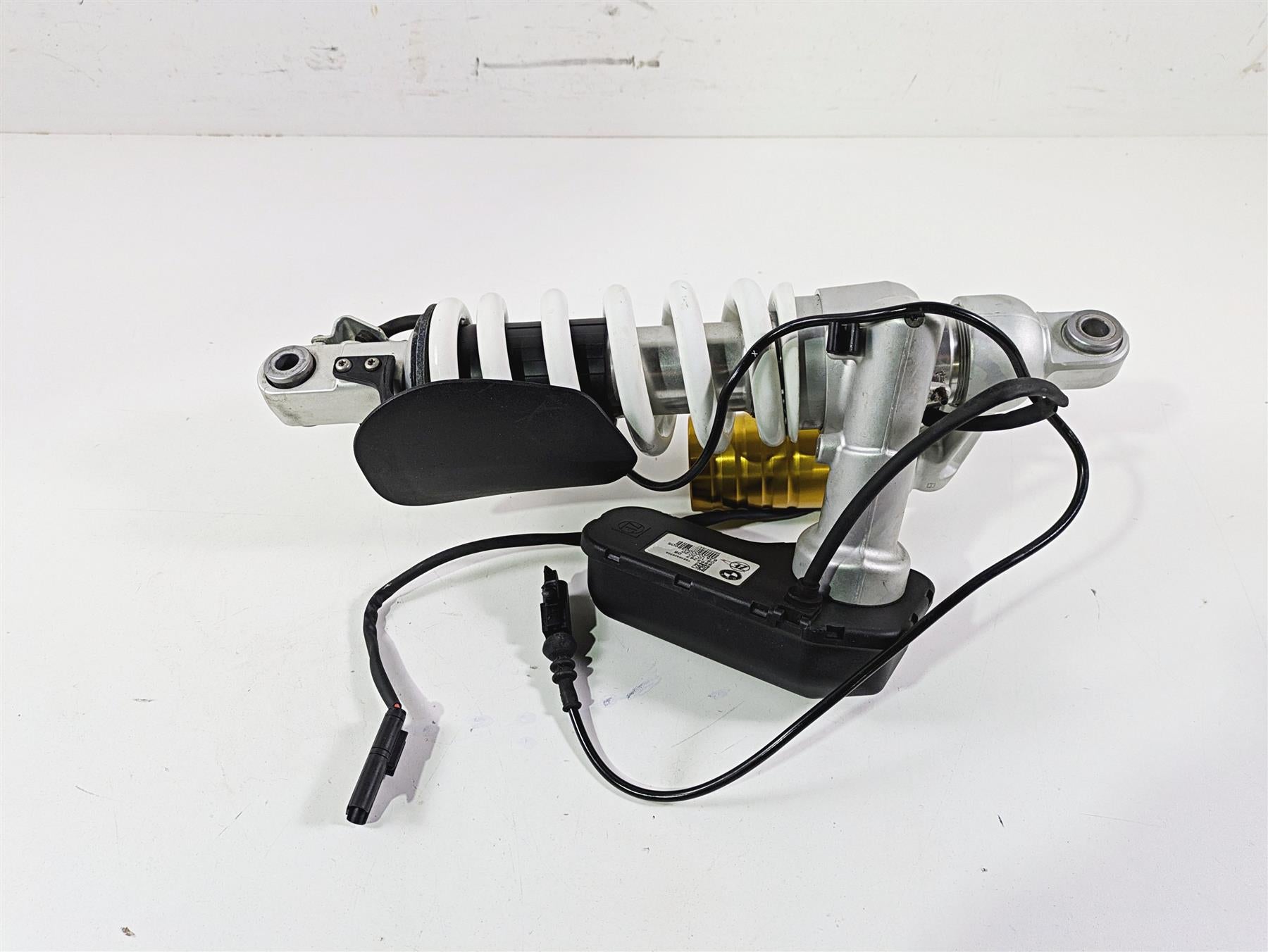 2021 BMW R1250GS K51 Adv Rear Shock Damper Esa Low 33548563287 {{ shop.shopifyCountryName }} - Mototech271