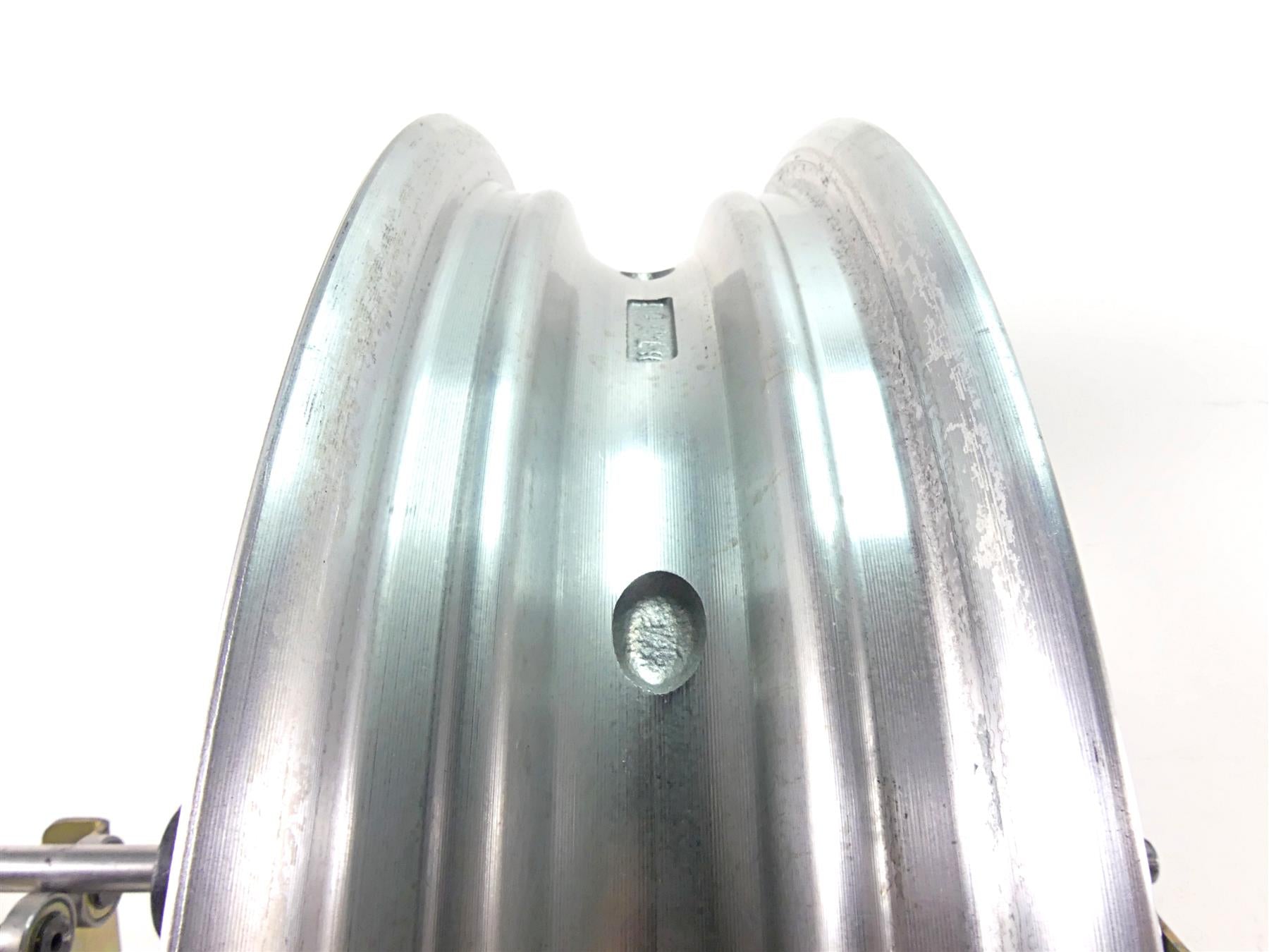 2004 Harley Touring FLHTCUI Electra Glide Front Wheel Rim 16x3 43345-00 {{ shop.shopifyCountryName }} - Mototech271