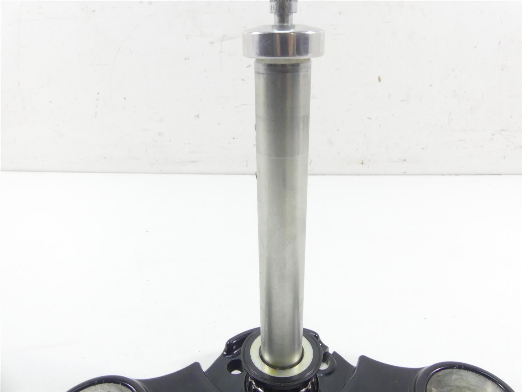 2022 Harley Softail FXBBS Street Bob Lower Triple Tree Clamp 49mm 45900170 {{ shop.shopifyCountryName }} - Mototech271