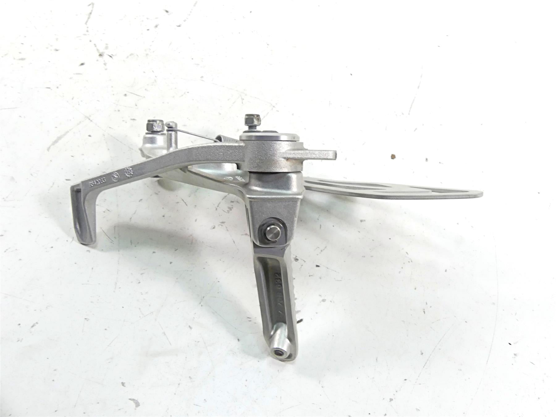 2018 BMW S1000RR K46 Right Foot Peg Set & Brake Ped Pedal 46718559066 {{ shop.shopifyCountryName }} - Mototech271