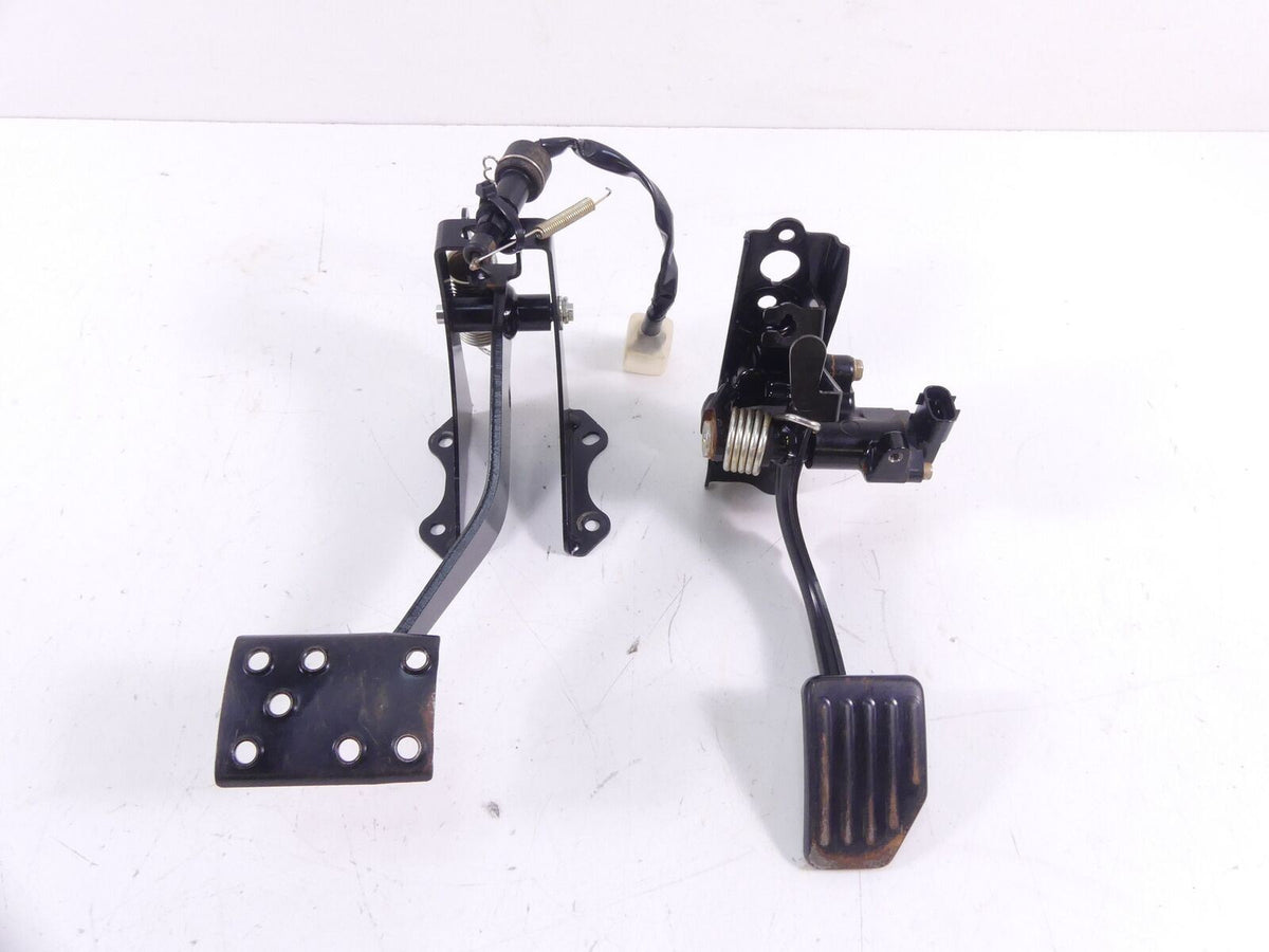2020 Honda Talon SXS1000 S2X Foot Accelerate Brake Pedal Set 46560-HL6-A00 {{ shop.shopifyCountryName }} - Mototech271