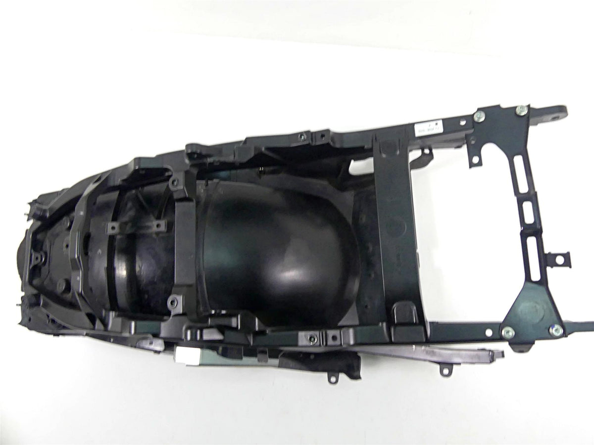 2012 Yamaha VMX17 VMAX 1700 Rear Subframe & Inner Fender 2S3-21190-00-00 {{ shop.shopifyCountryName }} - Mototech271