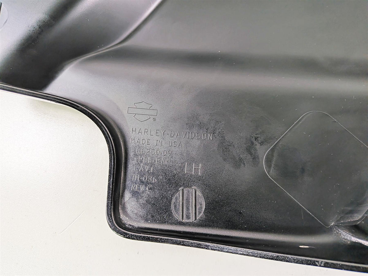 2018 Harley Touring FLHTCU Electra Glide Side Cover Fairing Set 66250-09-Mototech271