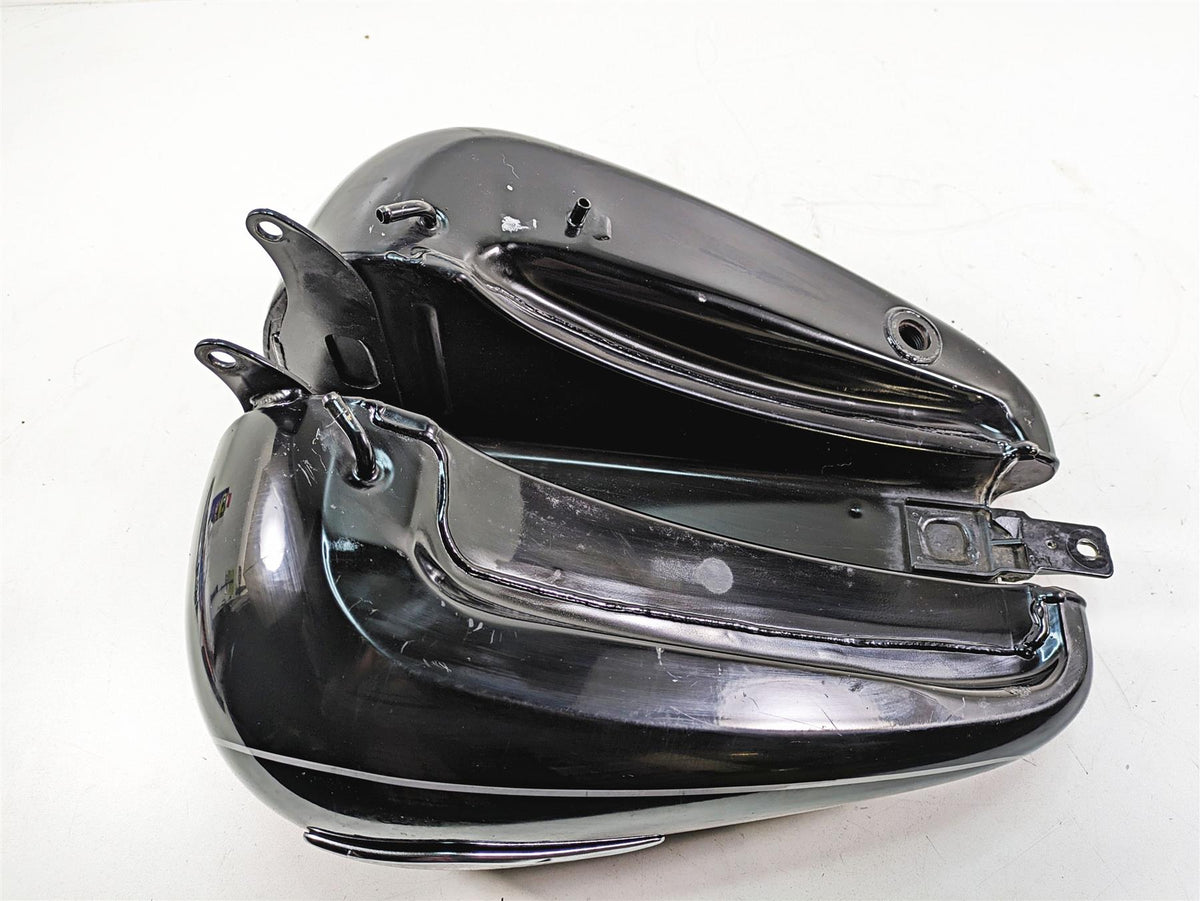 2013 Harley Softail FLSTC Heritage Classic Fuel Gas Tank Vivid Black 61625-11 {{ shop.shopifyCountryName }} - Mototech271