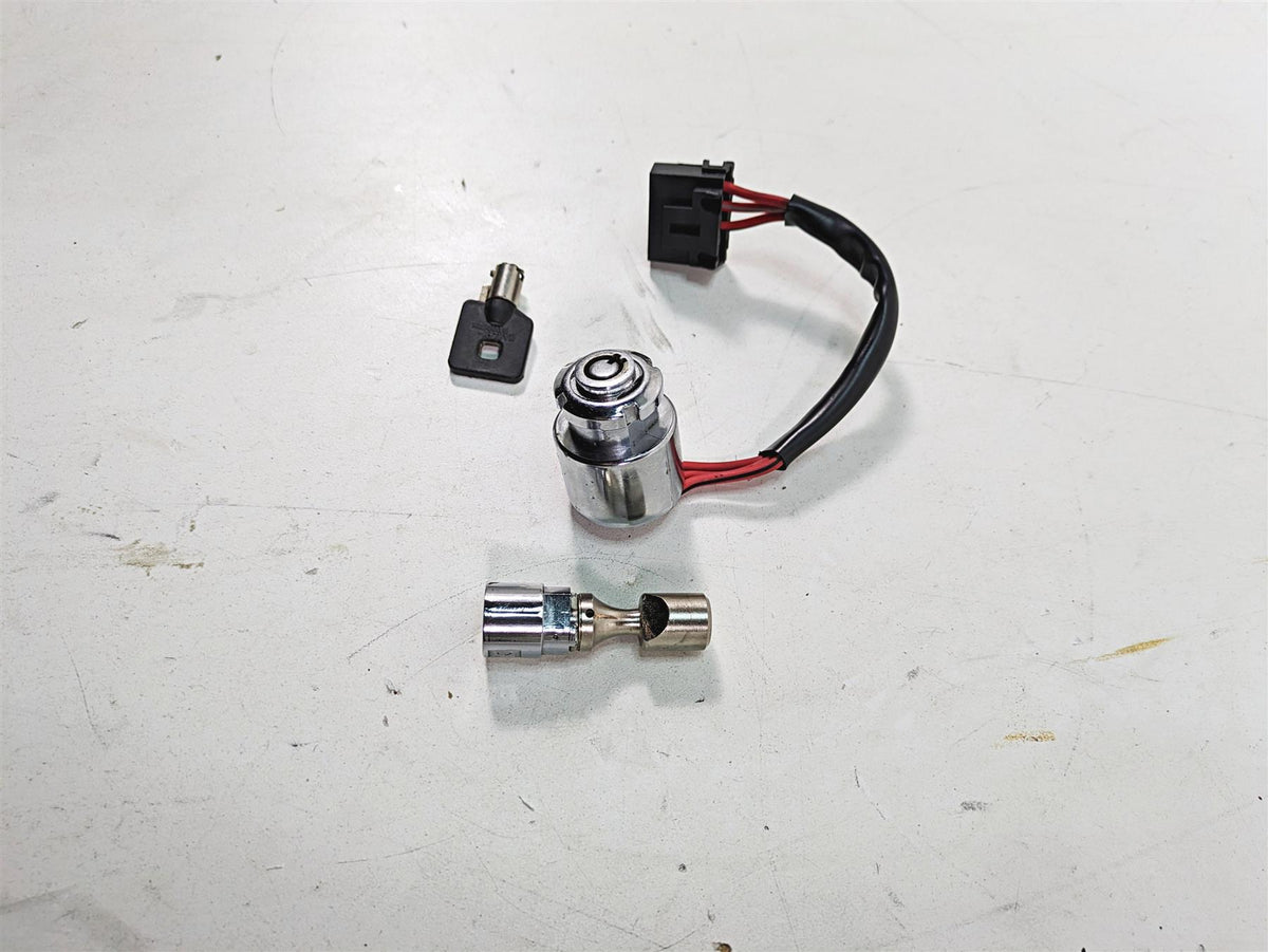 2000 Harley Dyna FXDL Low Rider Ignition Switch Key Lock Set 71421-90B 71428-90B {{ shop.shopifyCountryName }} - Mototech271