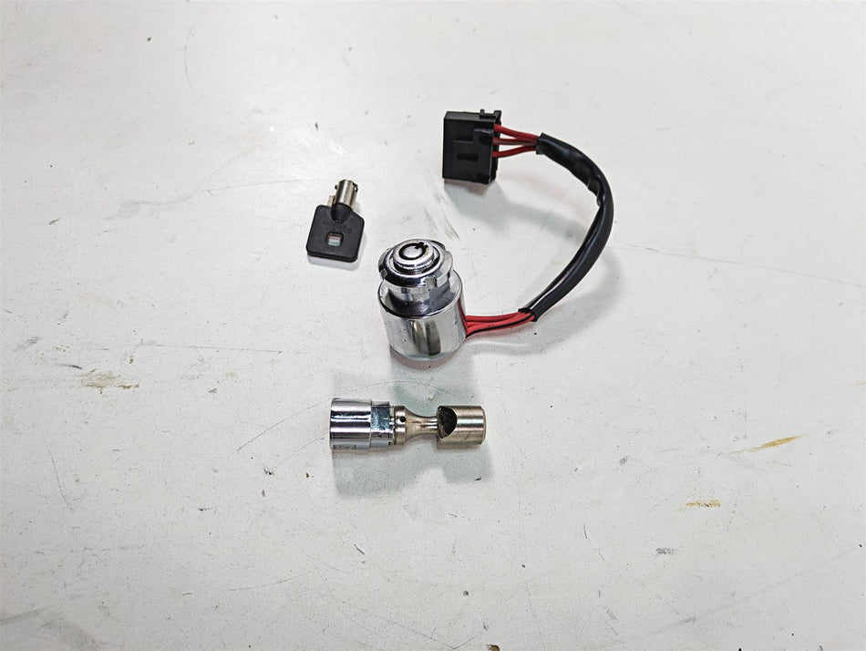 2000 Harley Dyna FXDL Low Rider Ignition Switch Key Lock Set 71421-90B 71428-90B {{ shop.shopifyCountryName }} - Mototech271