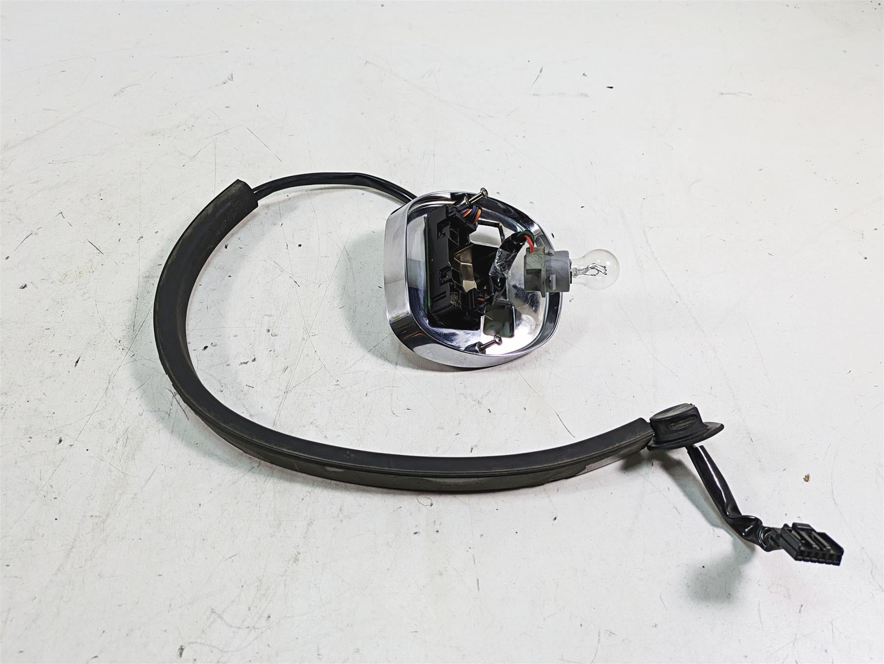 2007 Harley Sportster XL1200 C Tail Light Base + Wiring - For Parts 68066-99A {{ shop.shopifyCountryName }} - Mototech271