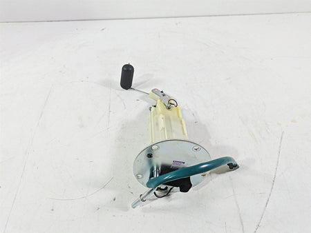 2020 Kawasaki ZX6R Ninja Fuel Gas Petrol Pump & Sending Unit 3K 49040-0779 {{ shop.shopifyCountryName }} - Mototech271