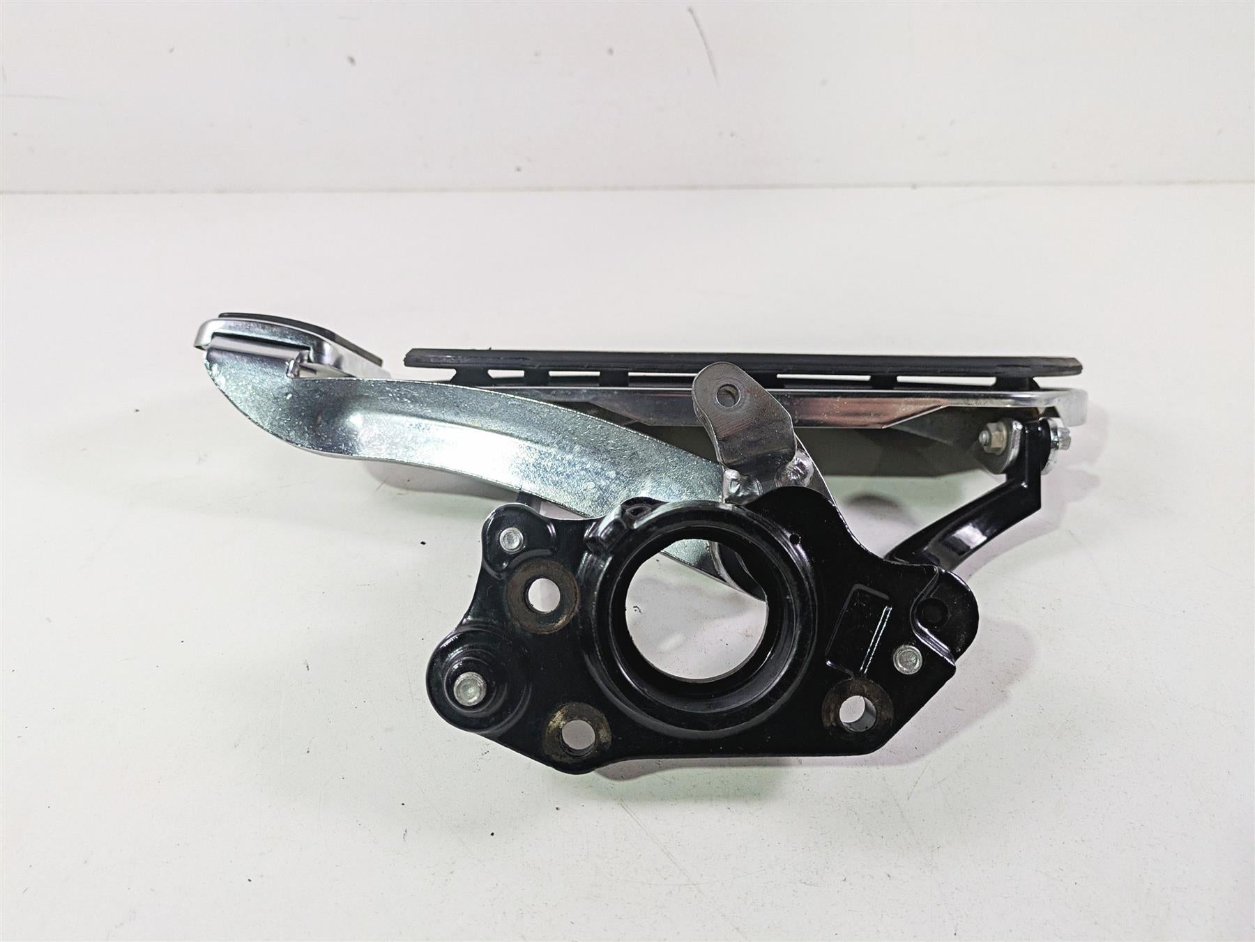2021 Harley Touring FLTRX Road Glide Right Floor Board & Brake - Read 50688-04 {{ shop.shopifyCountryName }} - Mototech271