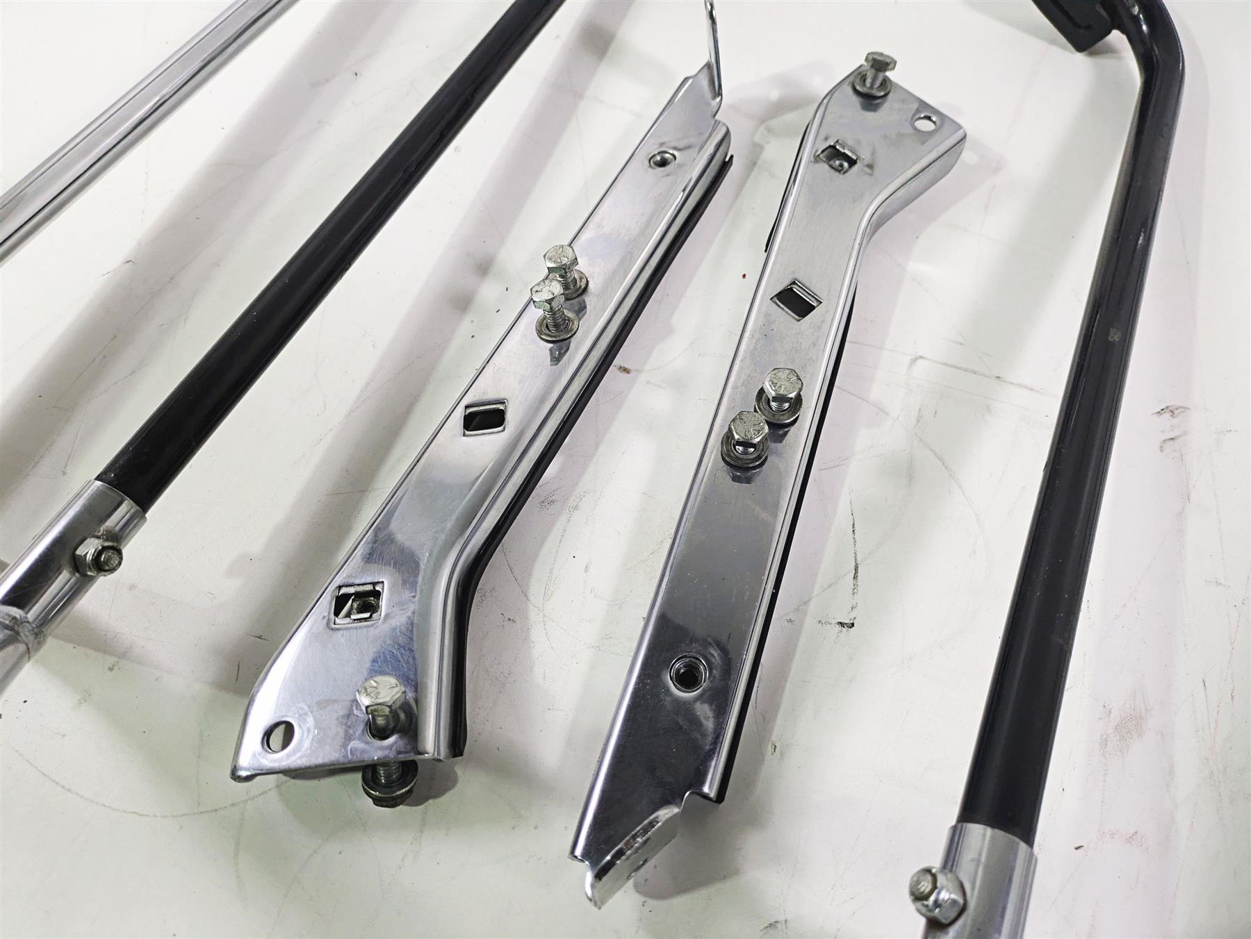 1996 Harley Touring FLHTCUI Electra Glide Saddlebag Guard Set 49202-93 49203-93 {{ shop.shopifyCountryName }} - Mototech271