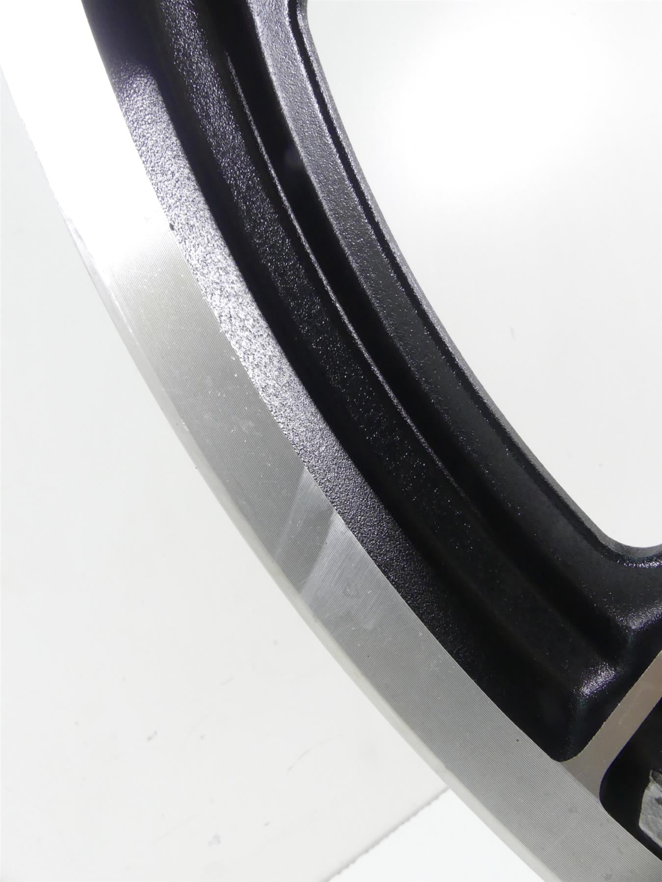 1993 Harley Dyna FXDL Low Rider Front 9 Spoke Cast Wheel Rim 19x2.15 43499-84 {{ shop.shopifyCountryName }} - Mototech271