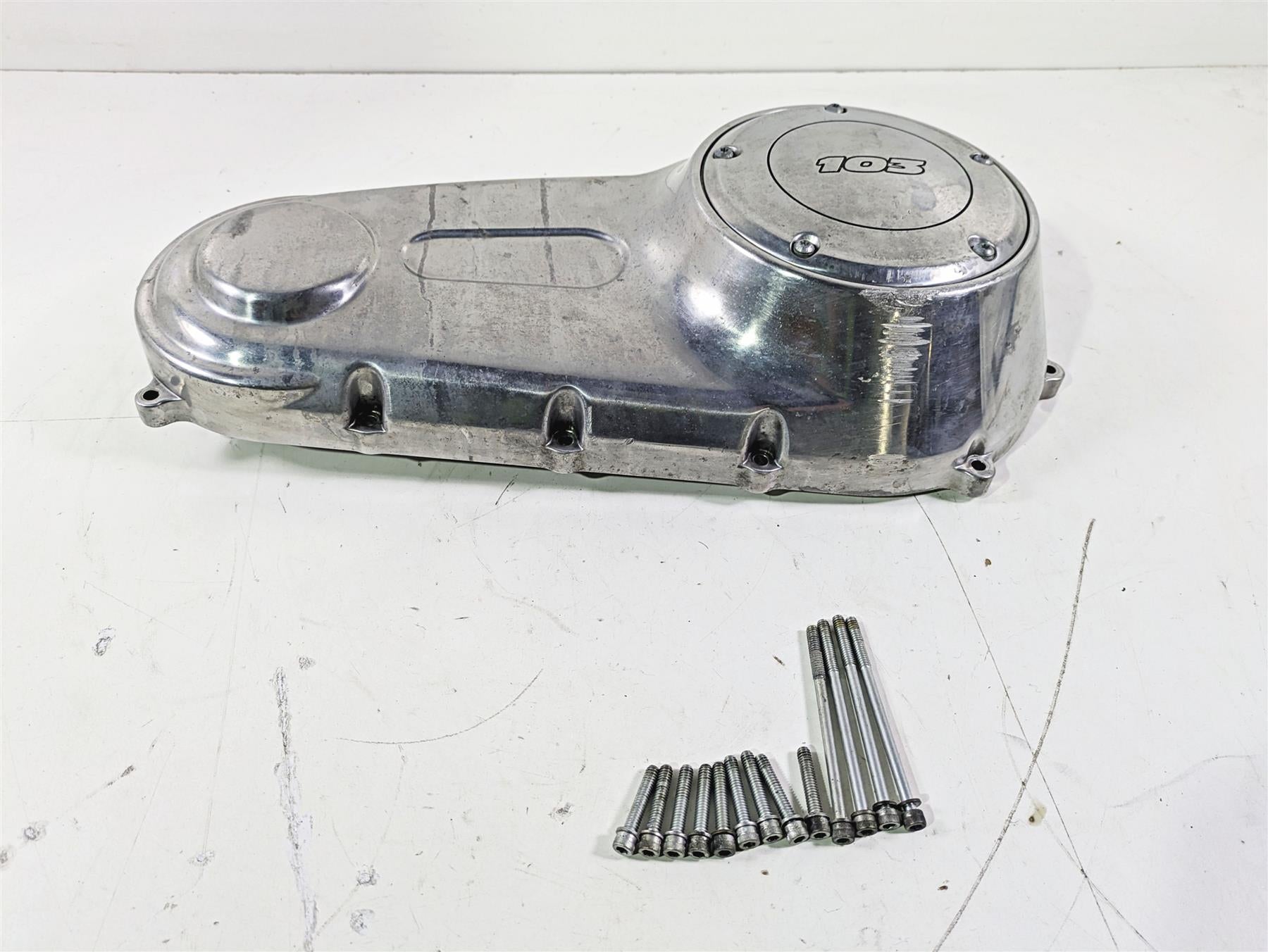 2017 Harley FLS Softail Slim Outer Primary Drive Clutch Cover 60784-06A {{ shop.shopifyCountryName }} - Mototech271