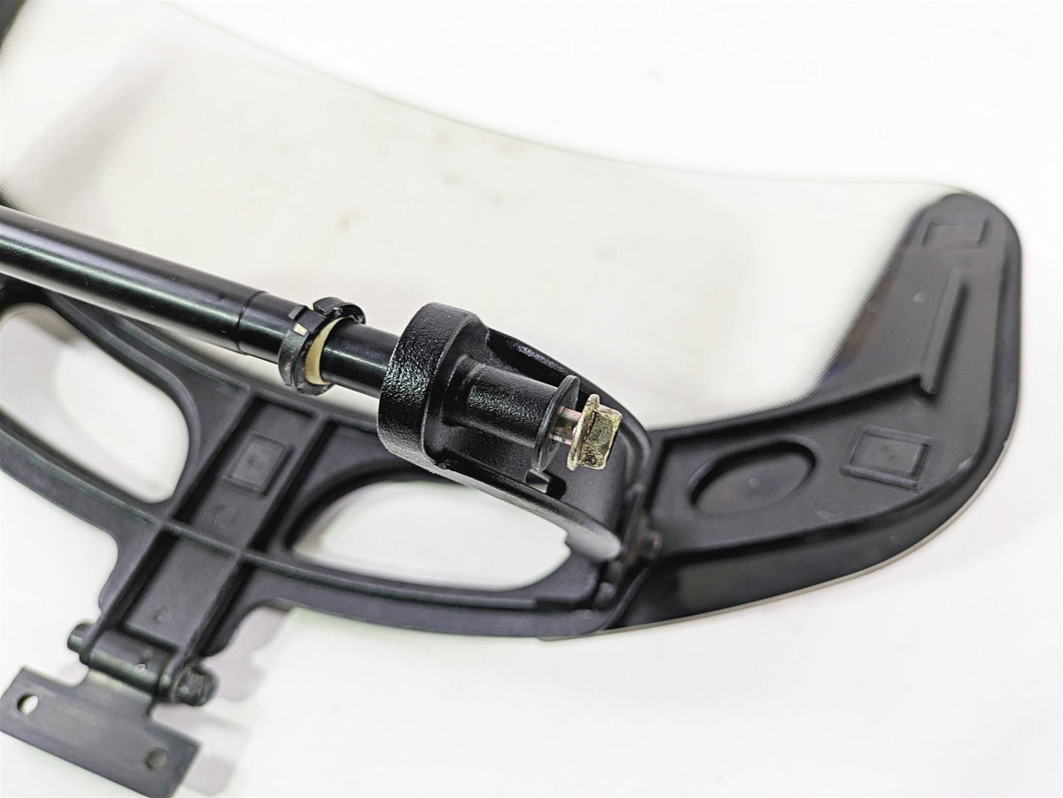 2017 Indian Chieftain Limited Windshield Short Low & Bracket 2881797 {{ shop.shopifyCountryName }} - Mototech271