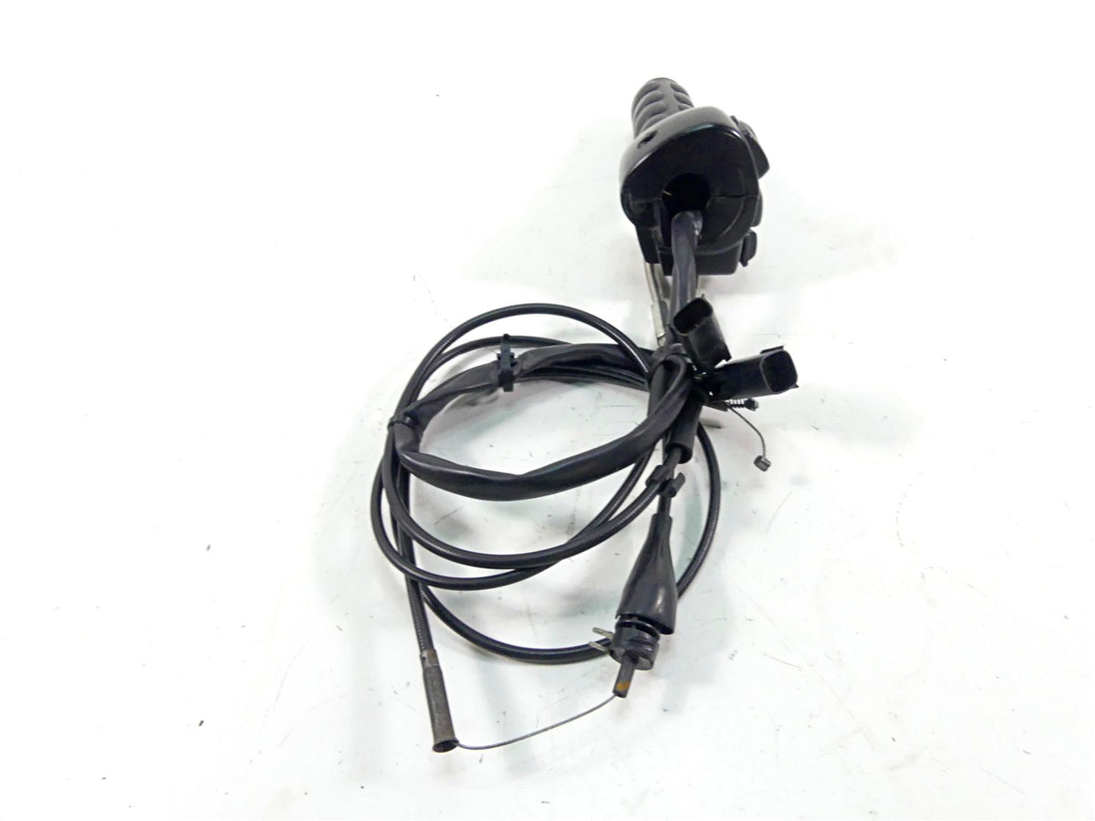 2007 Harley Touring FLHRC Road King Right Hand Throttle Control Switch 71684-06A {{ shop.shopifyCountryName }} - Mototech271