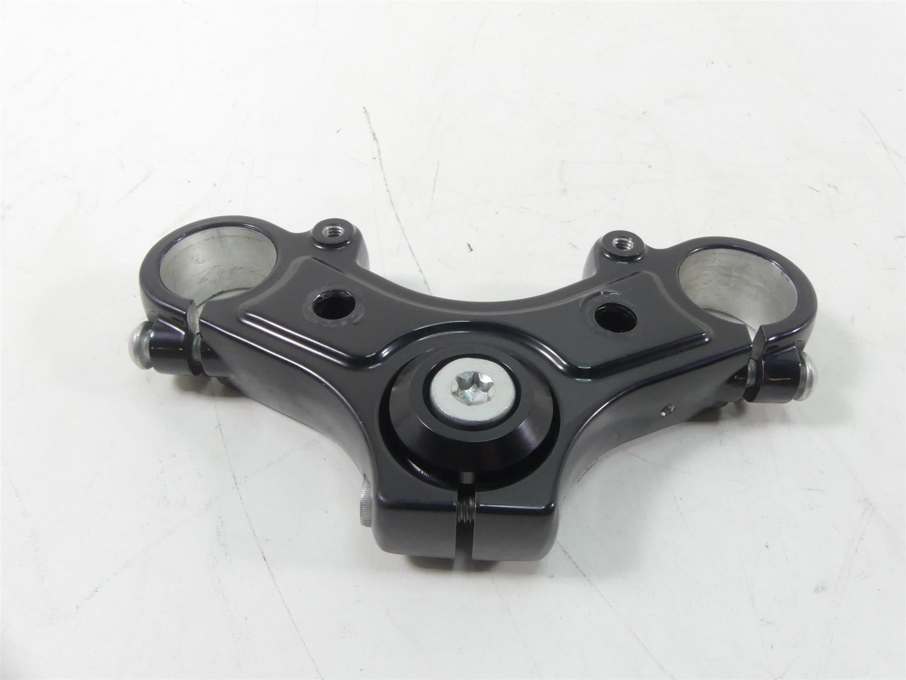2019 Harley XL883 N Sportster Iron Upper Triple Tree Clamp 39mm 46758-07 {{ shop.shopifyCountryName }} - Mototech271