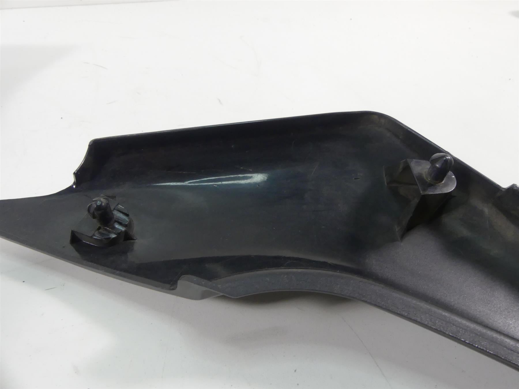 2007 Suzuki M109R VZR1800 Boulevard Side Cover Fairing Set 47210-48G00 {{ shop.shopifyCountryName }} - Mototech271