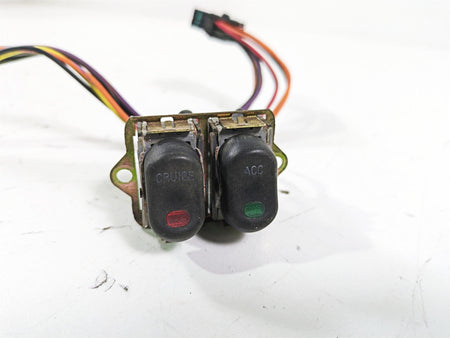 2003 Harley Touring FLHTCUI 100TH E-Glide Auxiliary Switch Set Cruise 70271-98 {{ shop.shopifyCountryName }} - Mototech271