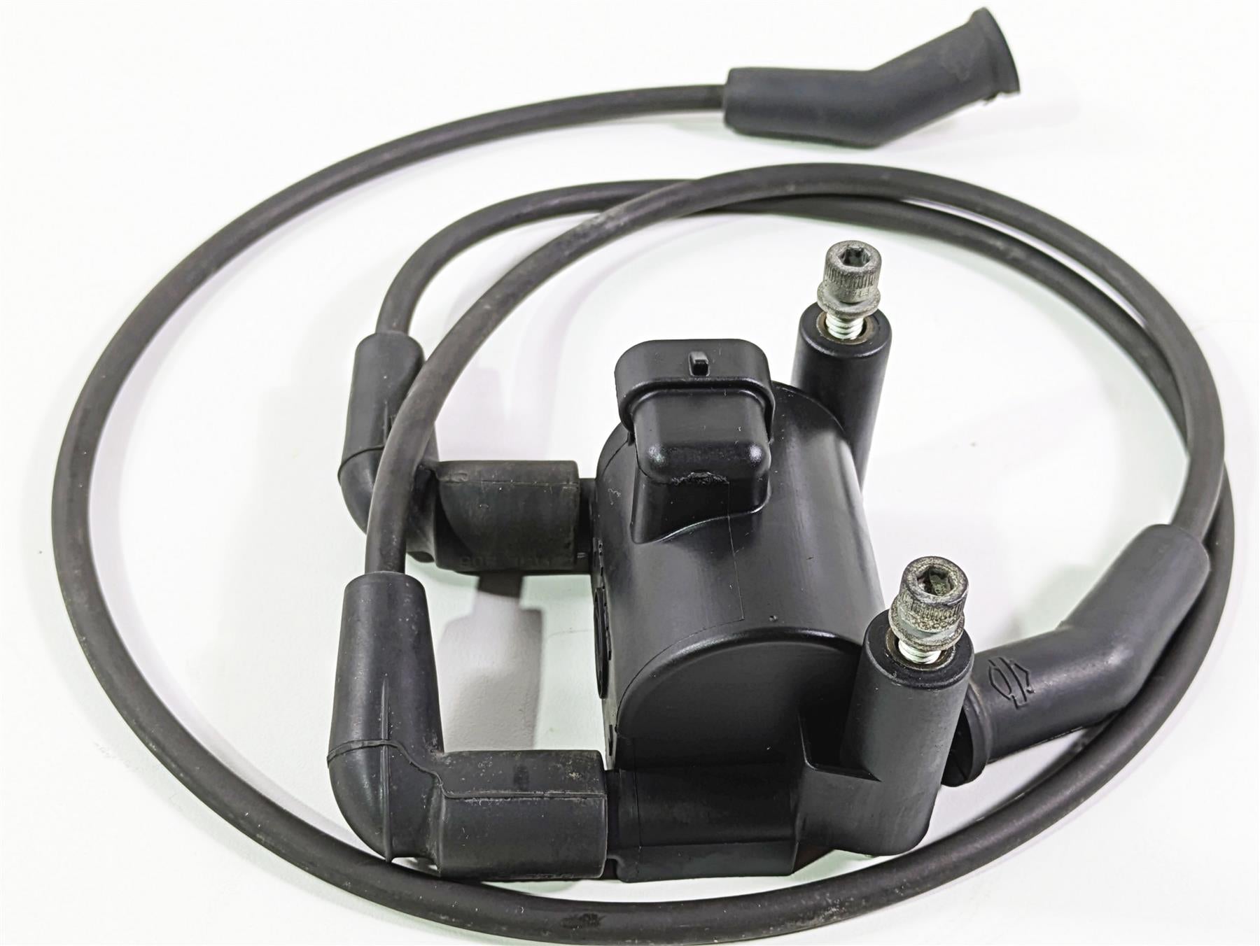 2010 Harley Touring FLHTK Electra Glide Ignition Coil Wires & Plugs 31696-07A {{ shop.shopifyCountryName }} - Mototech271