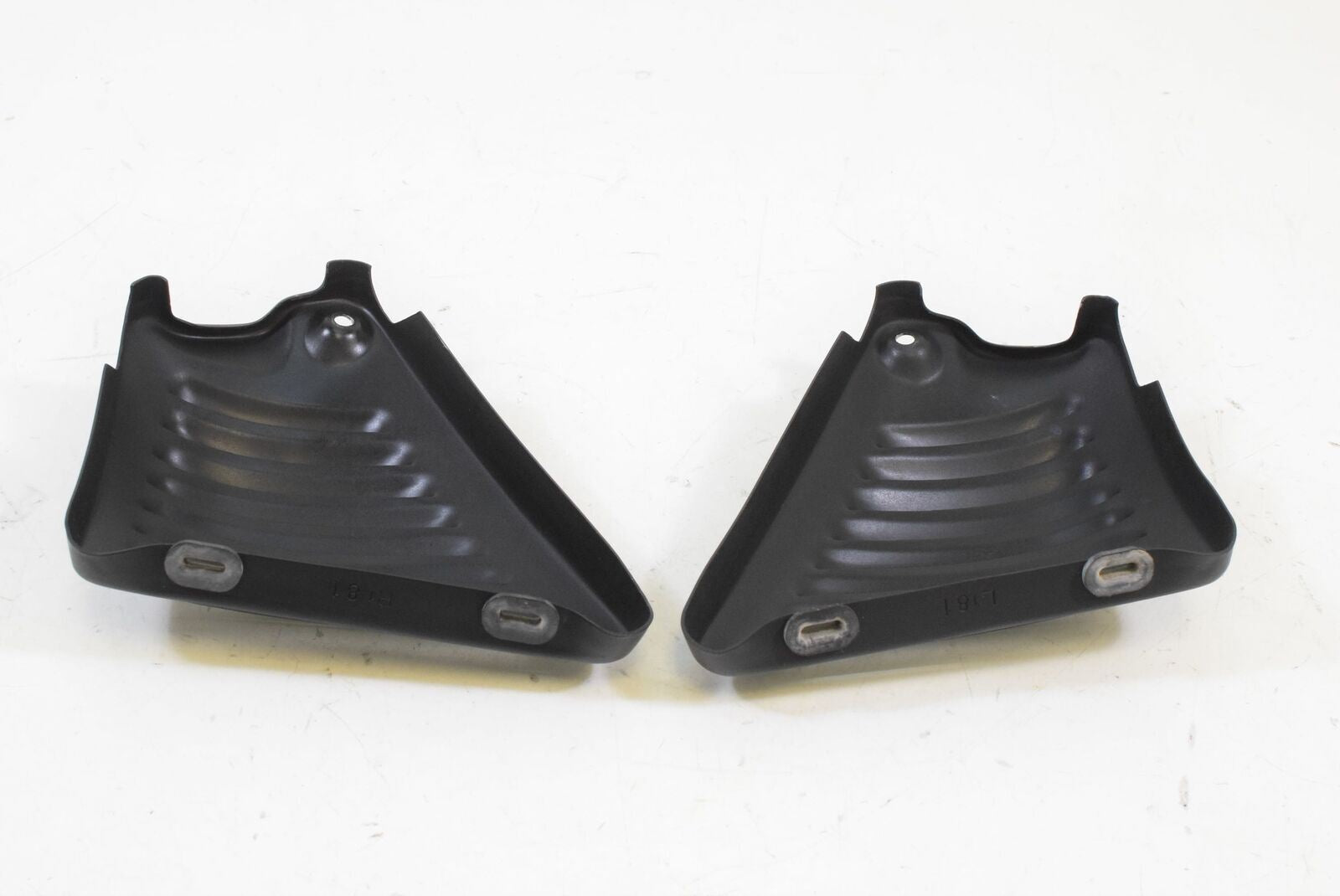 2006 Harley VRSCD Night V-Rod Neck Cover Fairing Set 66155-03BEO 66156-03BEO {{ shop.shopifyCountryName }} - Mototech271