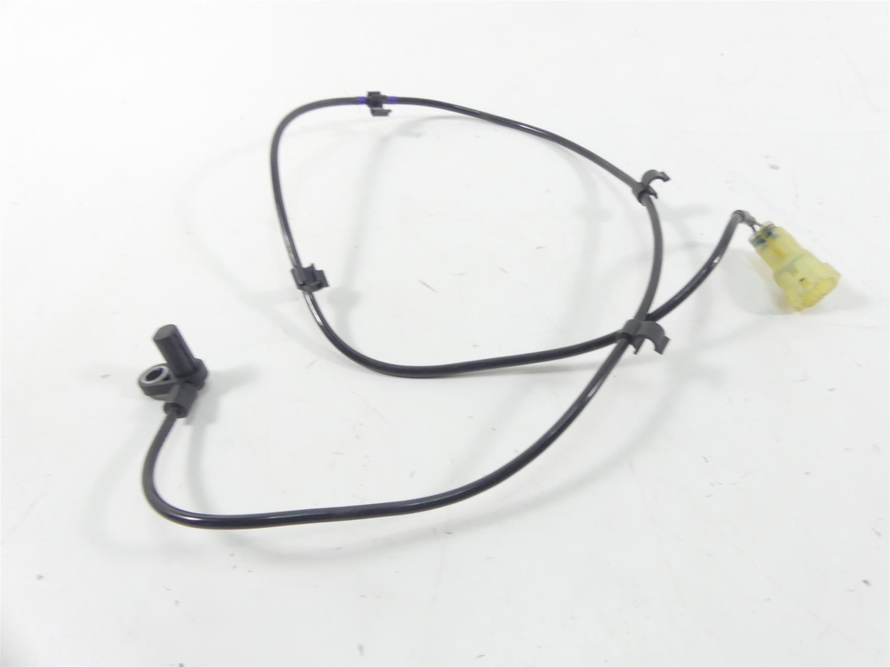 2018 Triumph Street Triple 765RS Rear Wheel Speed Abs Brake Sensor T2021466 {{ shop.shopifyCountryName }} - Mototech271