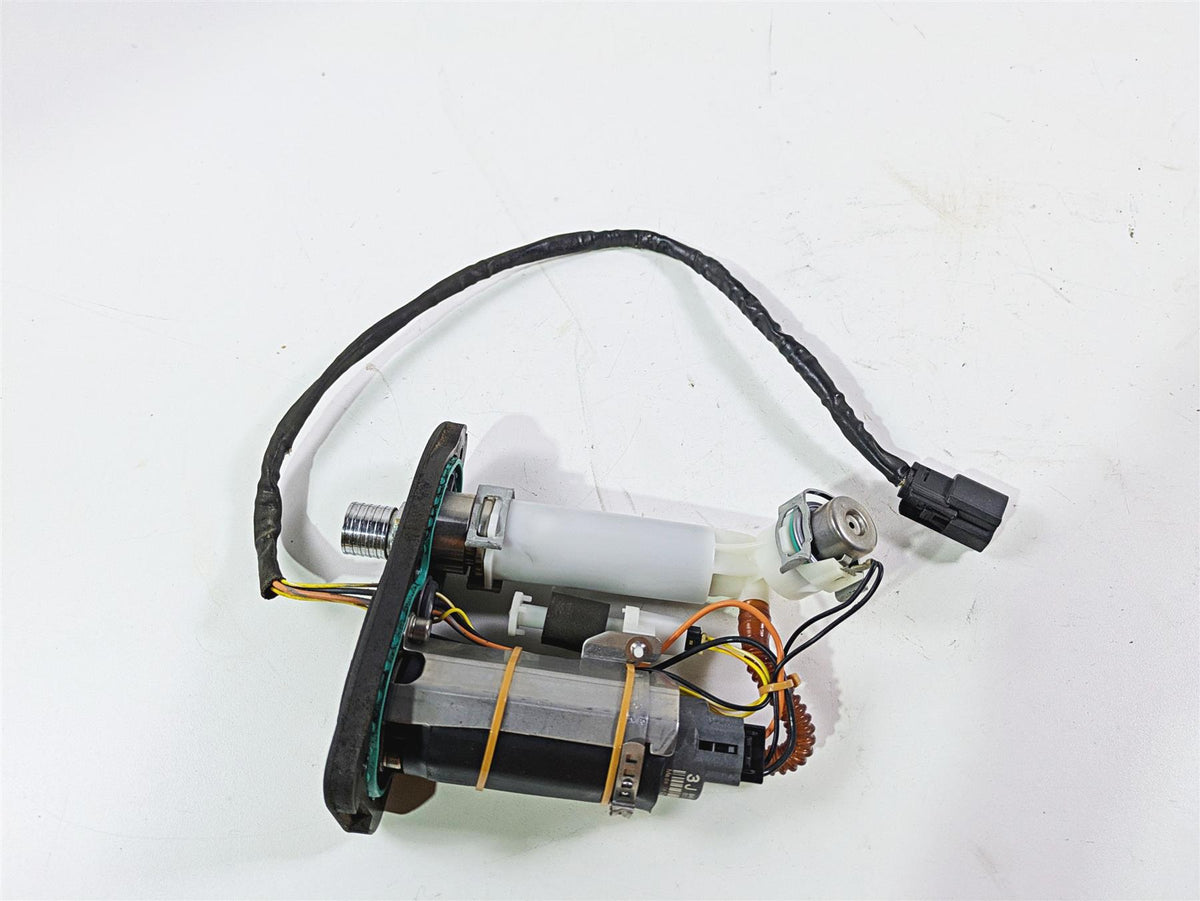 2009 Harley XR1200 Sportster Fuel Gas Petrol Pump 75268-07D {{ shop.shopifyCountryName }} - Mototech271