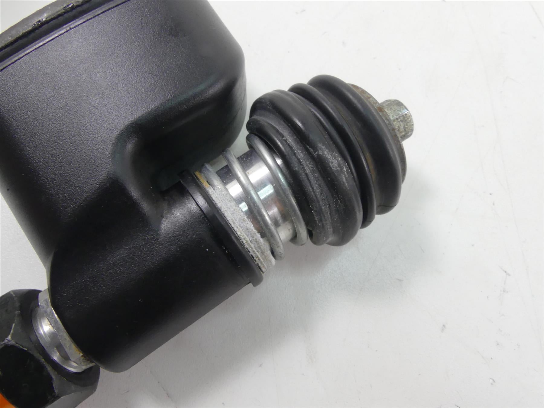 2009 Harley FXDF Dyna Fat Bob Rear Brake Master Cylinder 42474-06C {{ shop.shopifyCountryName }} - Mototech271