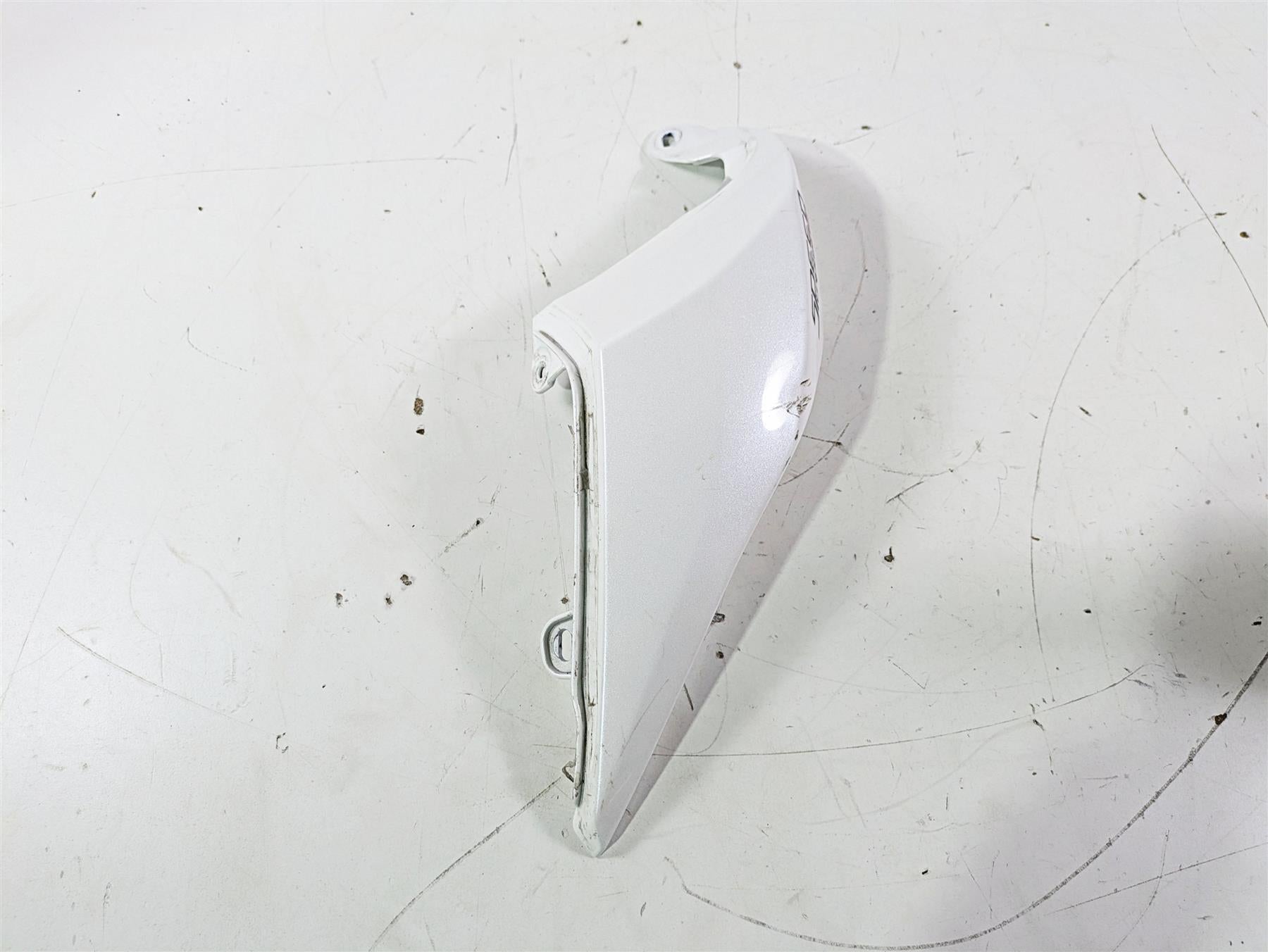 2019 Triumph Speed Triple RS 1050 Right Tail Cover Fairing T2303544 T2303451 {{ shop.shopifyCountryName }} - Mototech271