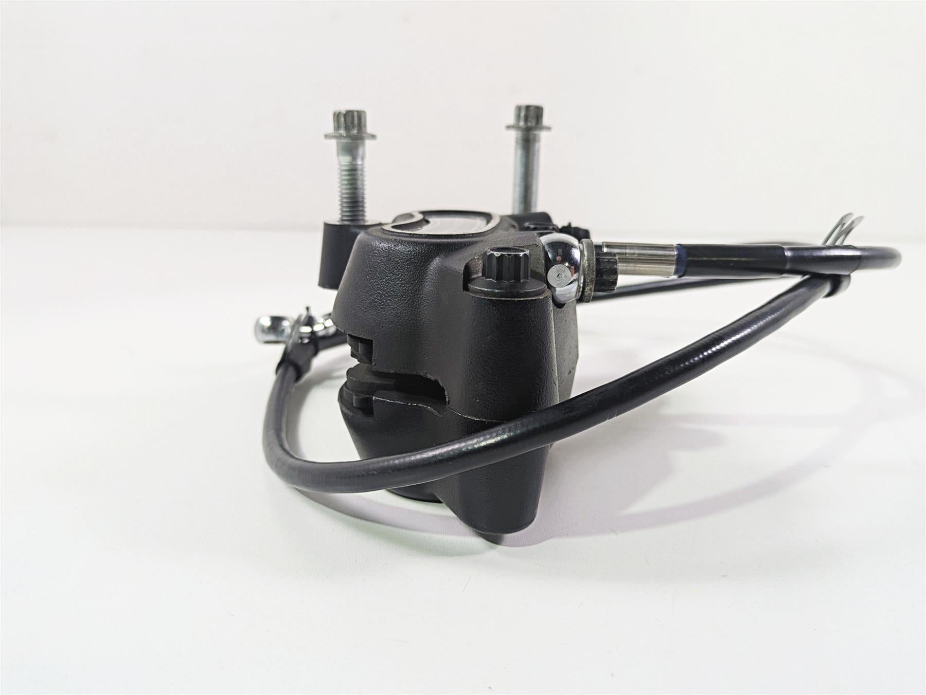 2009 Harley FXDC Dyna Super Glide Front Brake Caliper + Line 44046-08 {{ shop.shopifyCountryName }} - Mototech271