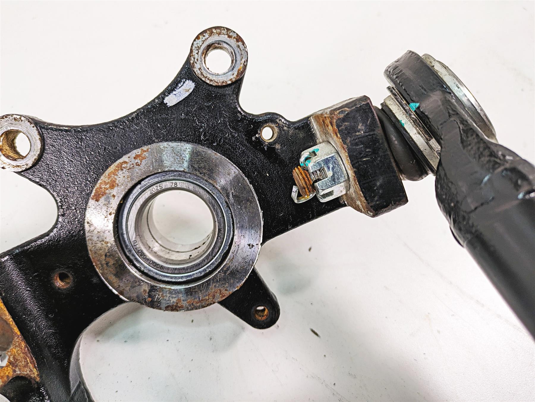 2021 CFMoto Zforce 500 Trail Front Left Knee Assembly 5BWC-050701 {{ shop.shopifyCountryName }} - Mototech271