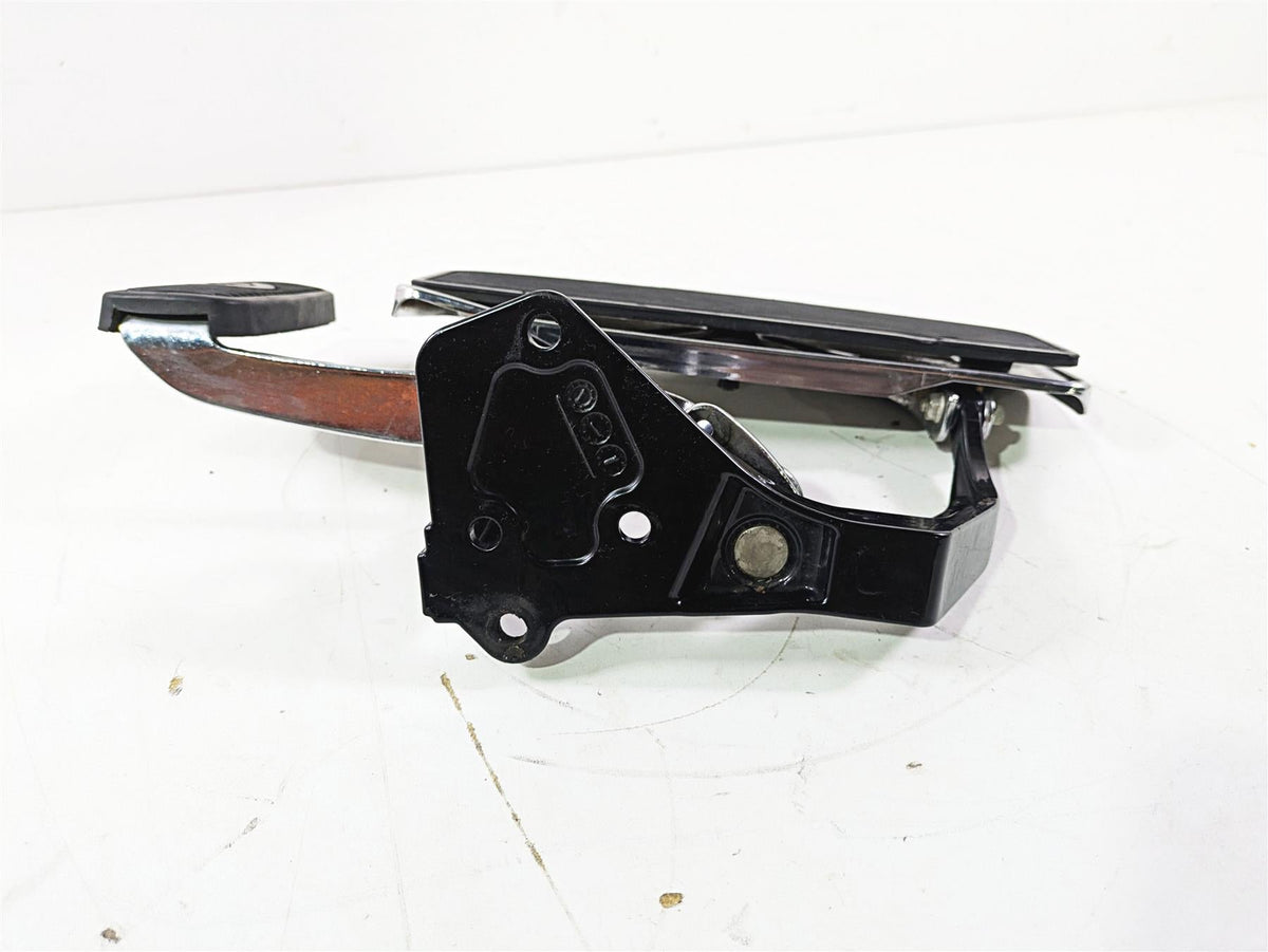 2008 Harley FLSTC 105TH Softail Heritage Right Front Floor Board 50600026 {{ shop.shopifyCountryName }} - Mototech271