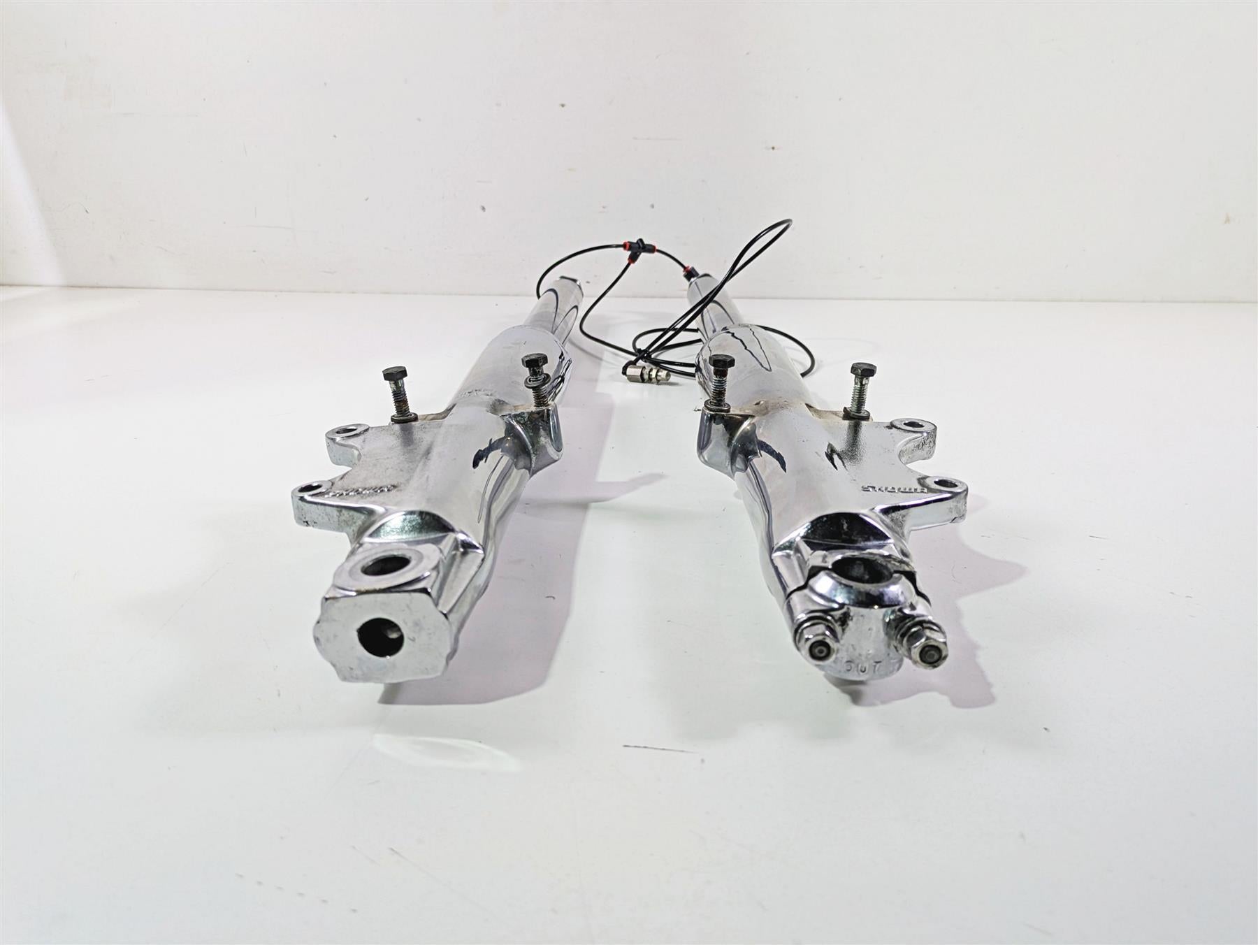 1998 Harley Touring FLHRCI Road King Chrome Front Fork Leg Set 45826-97 45833-97 {{ shop.shopifyCountryName }} - Mototech271