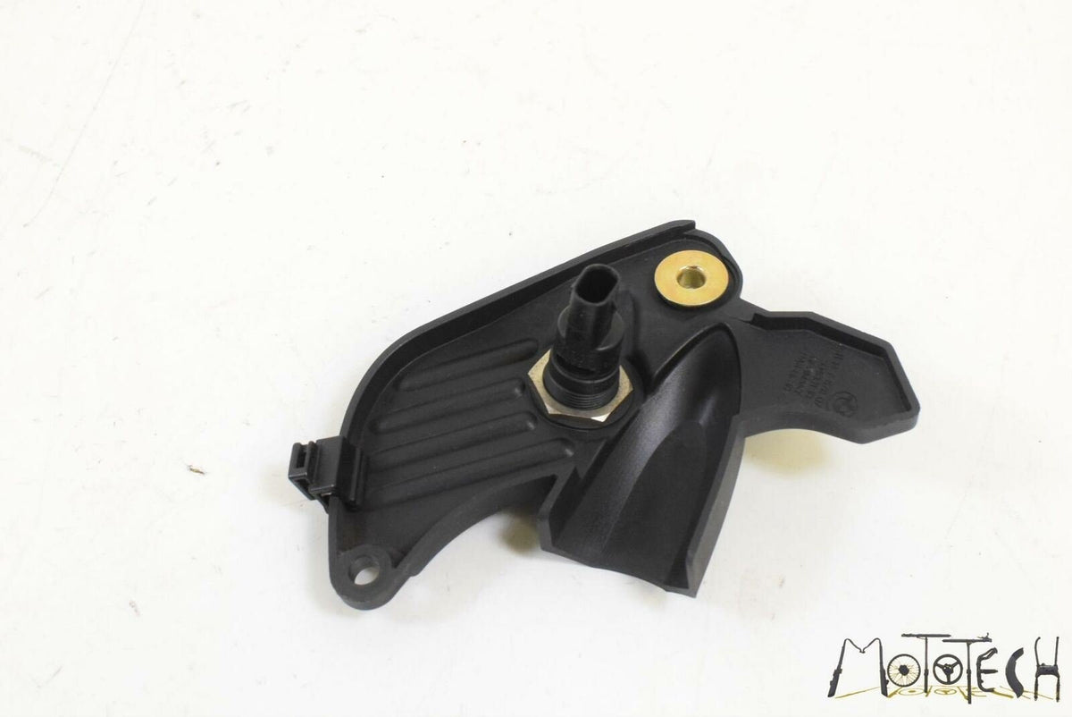 2009 BMW K1300 K1300S K40 12V Power Outlet Source & Cover 11147678072 {{ shop.shopifyCountryName }} - Mototech271
