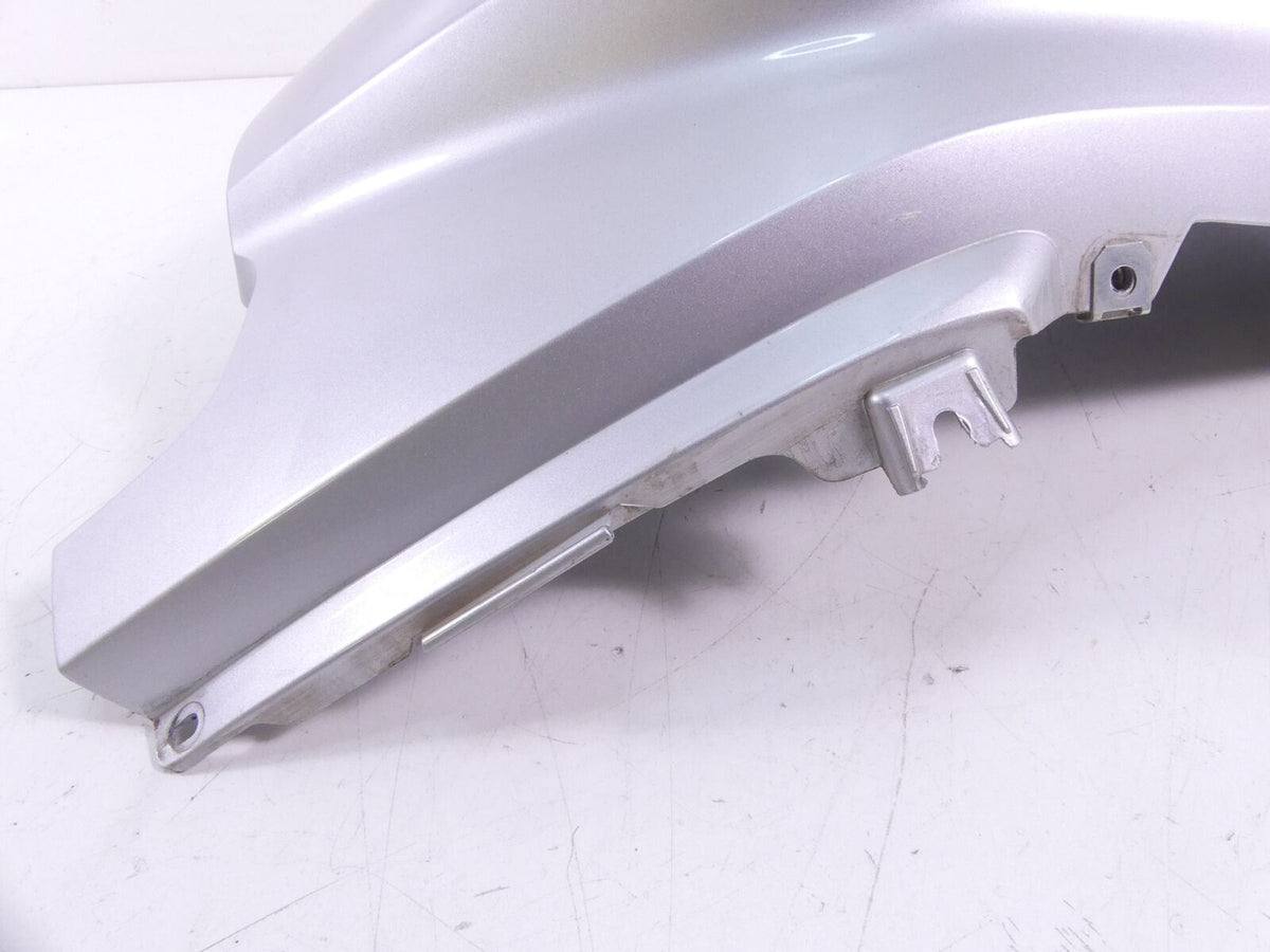 2012 BMW R1200GS K25 Tank Center Cover Fairing -Titansilber 46637693425 {{ shop.shopifyCountryName }} - Mototech271