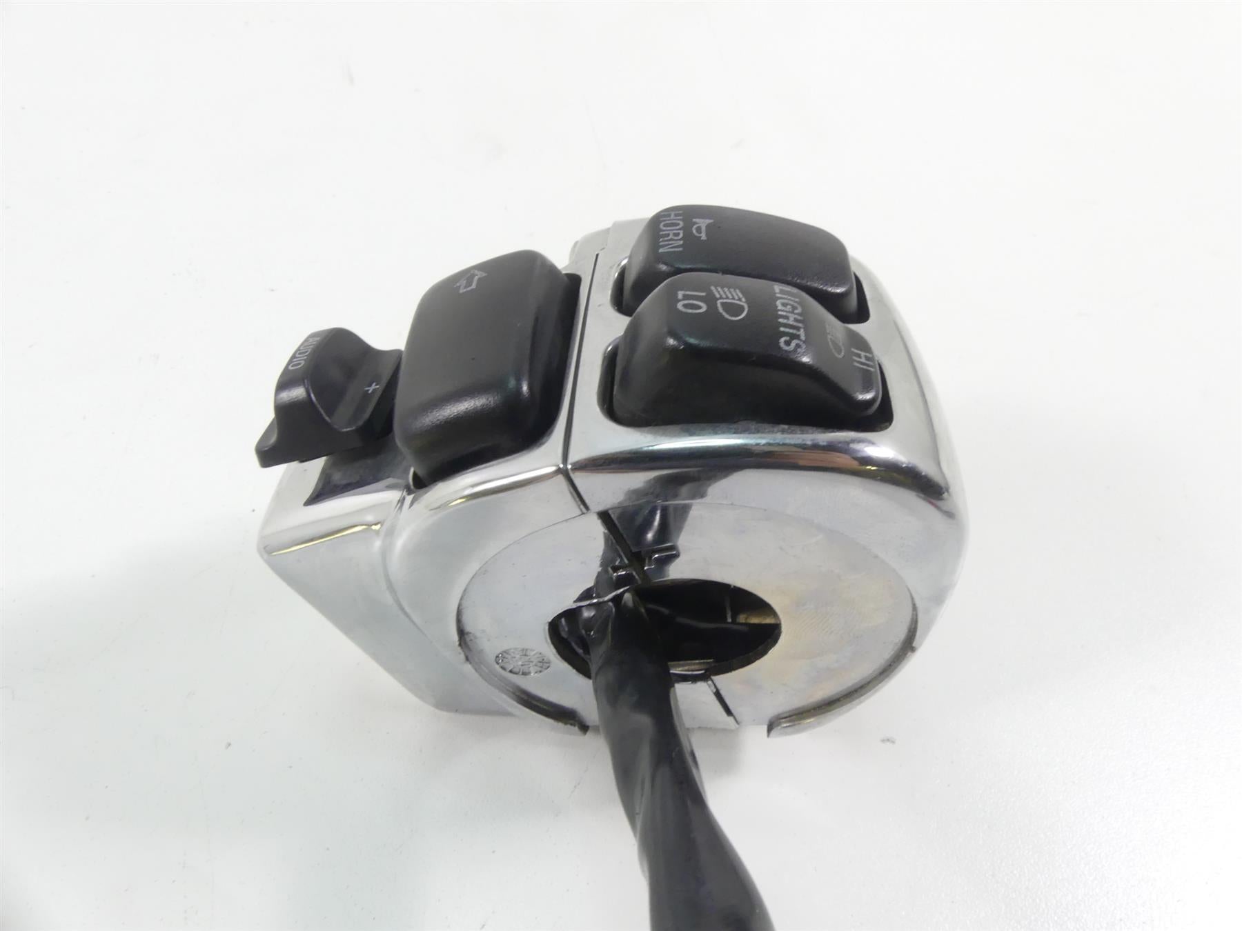 2004 Harley FLHTC SE CVO Electra Glide Left Hand Chrome Control Switch 71682-06 {{ shop.shopifyCountryName }} - Mototech271