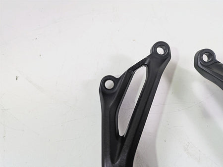 2020 Kawasaki Z900 ZR900 Rear Passenger Footpeg Rest Set 35063-1452-18R {{ shop.shopifyCountryName }} - Mototech271