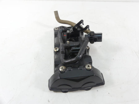 2019 Triumph Street Triple 765R Cylinderhead Valve Cover T1260251 {{ shop.shopifyCountryName }} - Mototech271