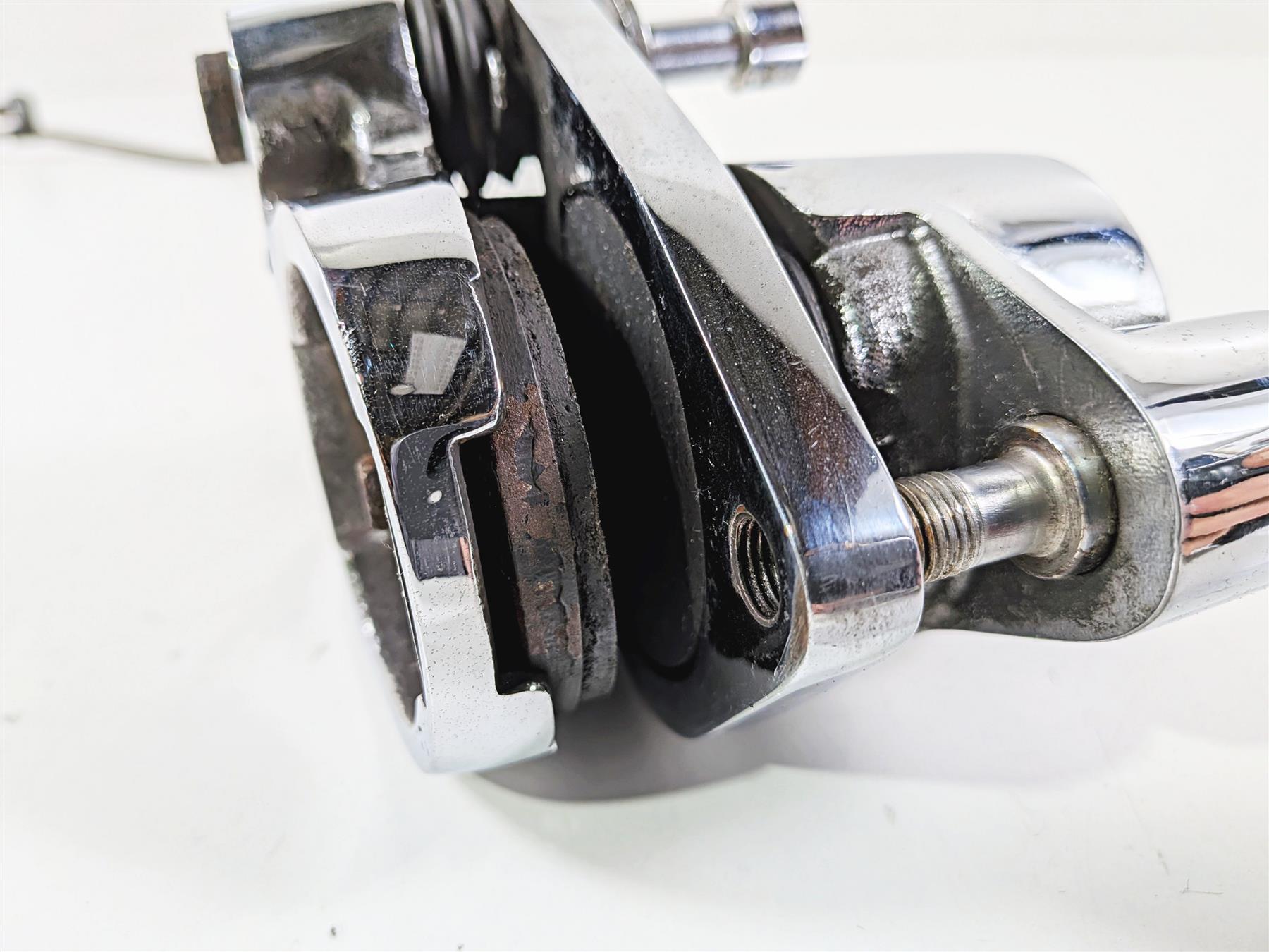 1996 Harley FLSTC Softail Heritage Front Brake Caliper Chrome READ 44046-84C {{ shop.shopifyCountryName }} - Mototech271