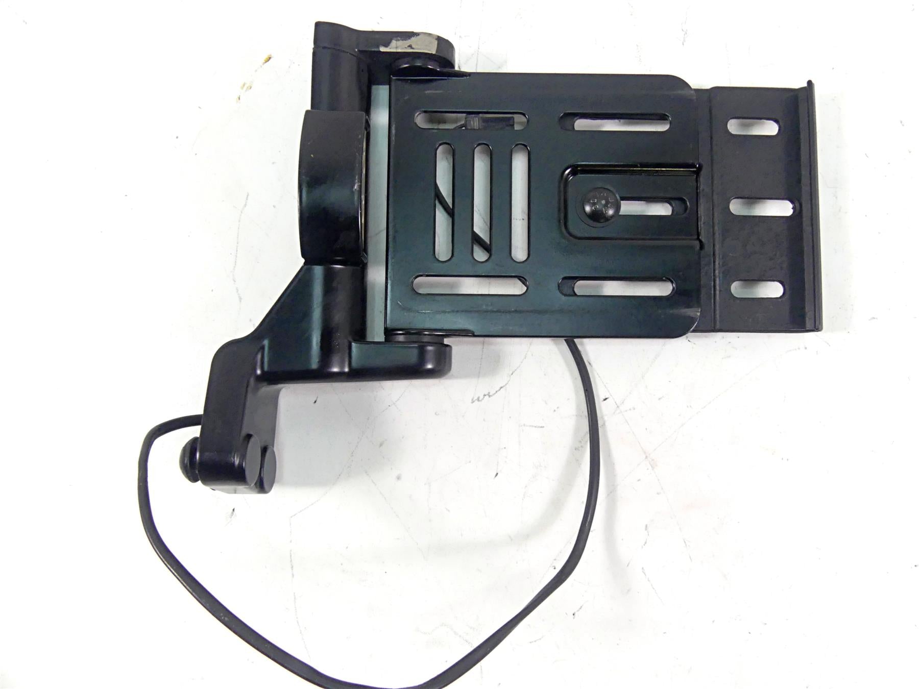 2013 Harley VRSCF Muscle Vrod Rear Side License Plate Holder 69390-09 {{ shop.shopifyCountryName }} - Mototech271