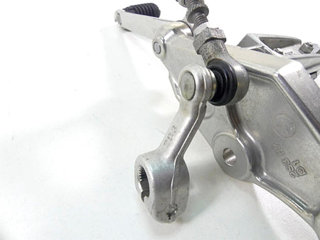 2012 Yamaha VMX17 VMAX 1700 Left Footpeg Foot Peg & Shifter Set 2S3-27442-00-00 {{ shop.shopifyCountryName }} - Mototech271