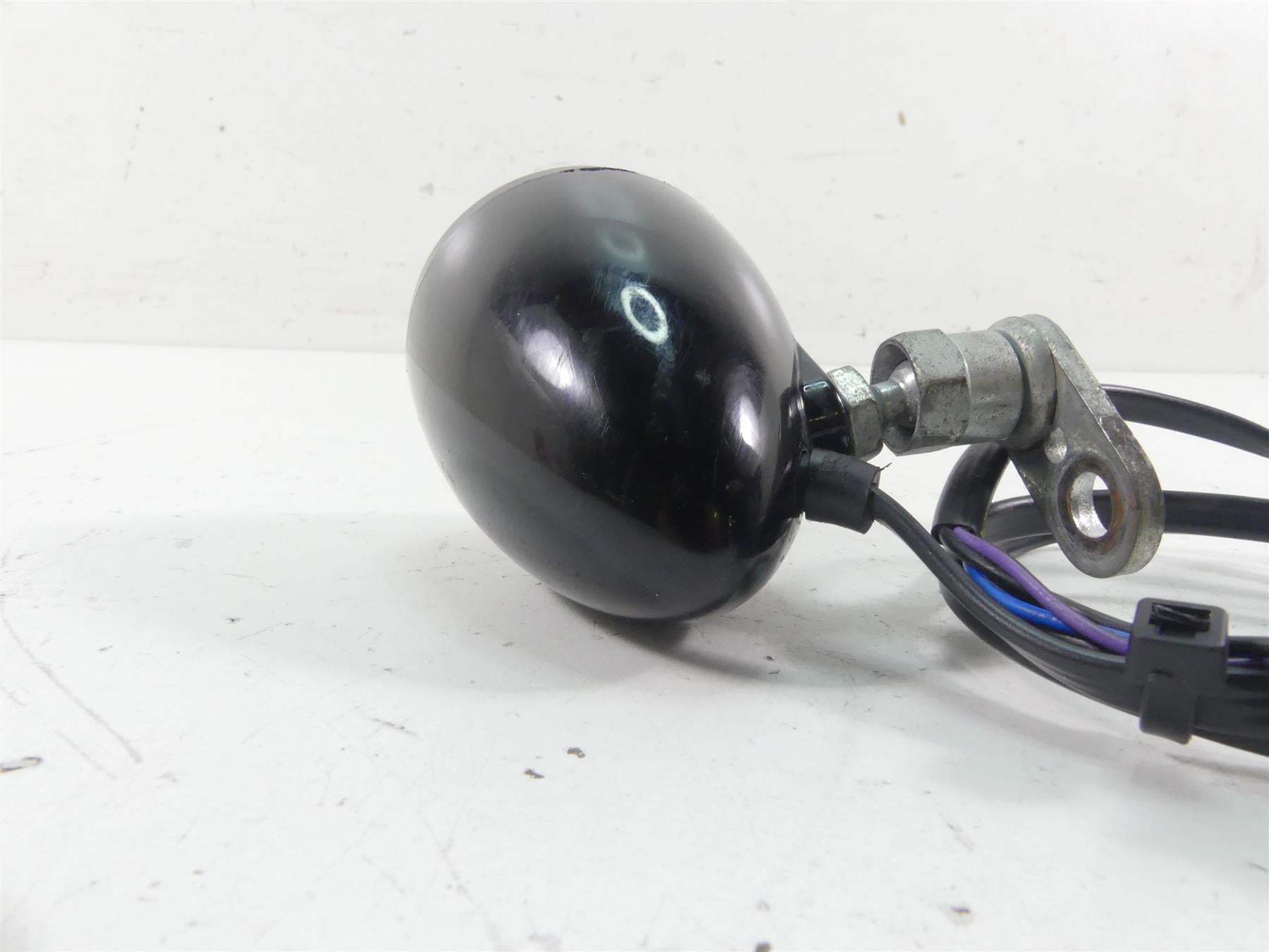 2021 Harley Softail FXBBS Street Bob Front Right Blinker Turn Signal 67800523 {{ shop.shopifyCountryName }} - Mototech271