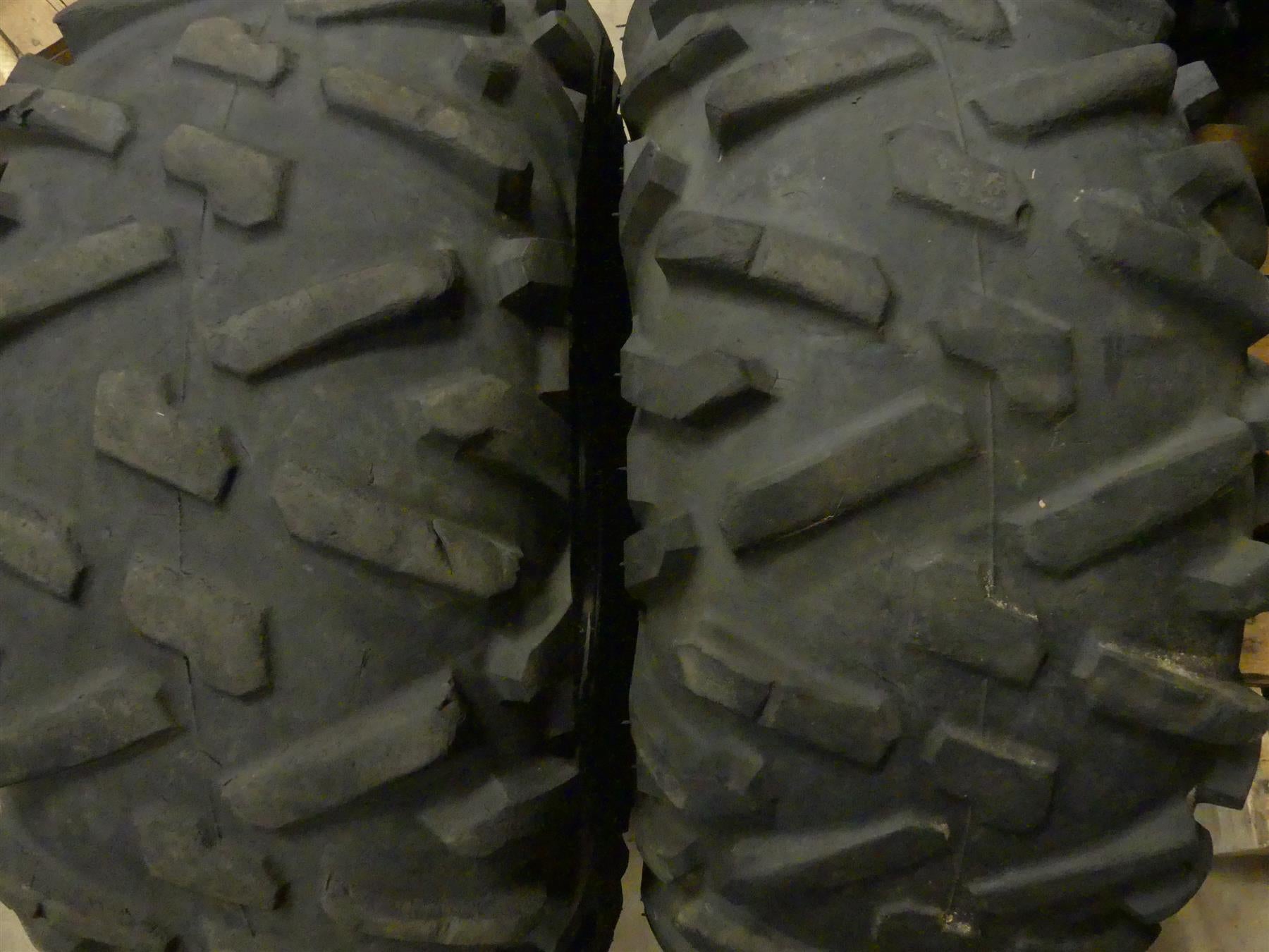 2017 Can Am Maverick X3 XDS Turbo R Oem Wheel Maxxis Tire Set -Read 705401965 {{ shop.shopifyCountryName }} - Mototech271