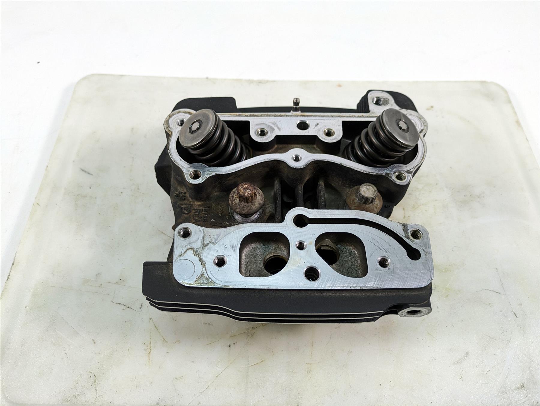 2000 Harley Dyna FXDL Low Rider Rear Cylinder Head Cylinderhead 88ci 16725-99 {{ shop.shopifyCountryName }} - Mototech271
