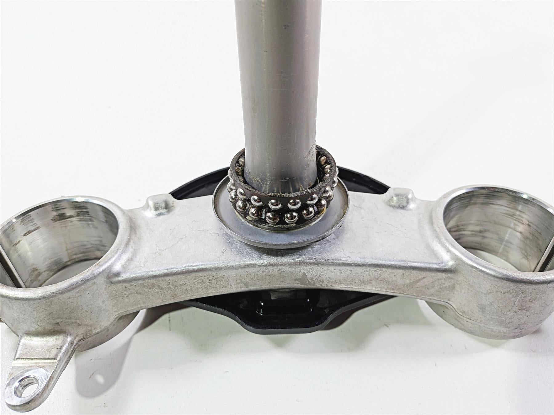 2016 BMW S1000XR K49 Lower Triple Tree Steering Clamp 31428552900-Mototech271