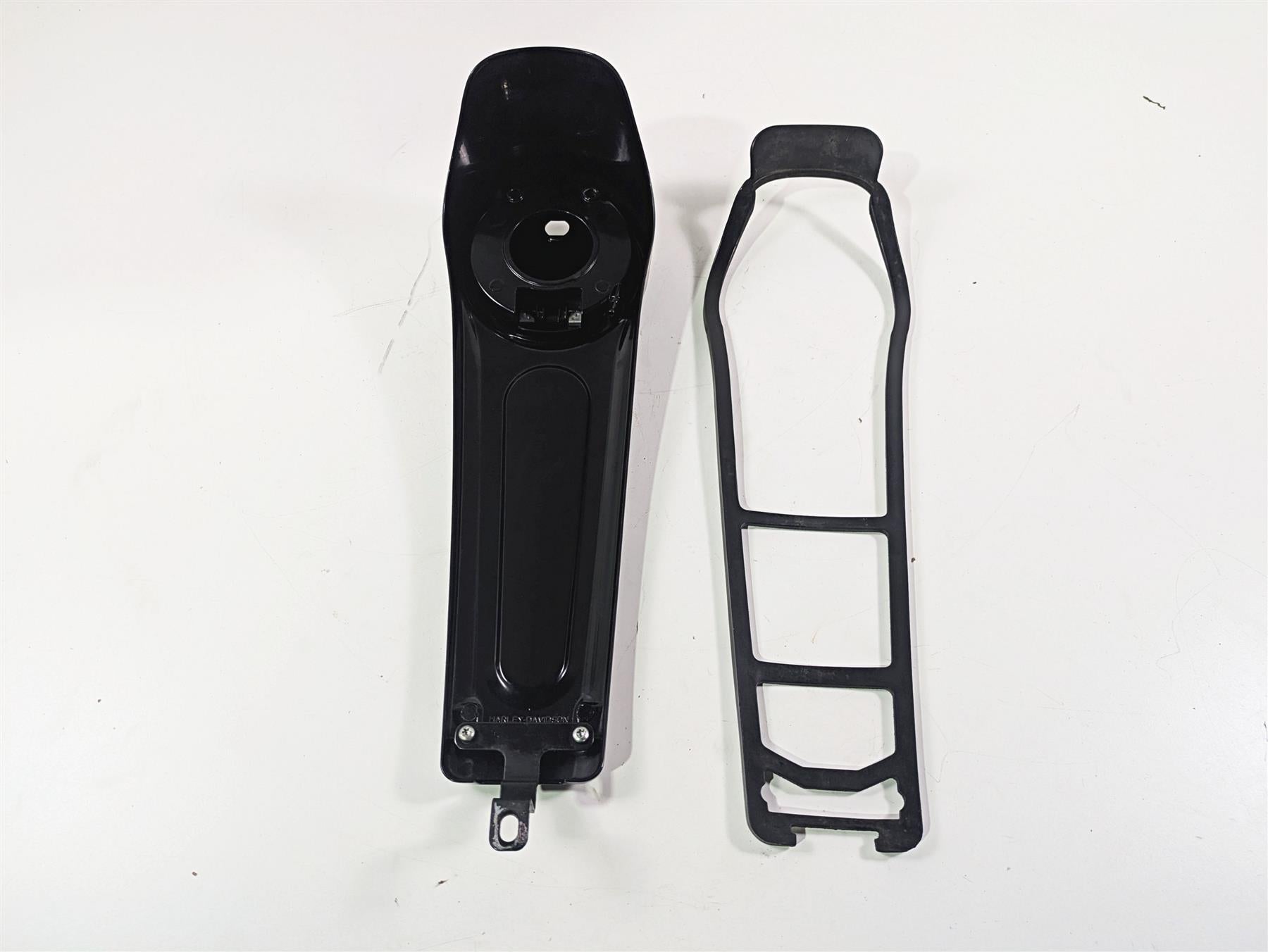 2001 Harley Touring FLHX Street Glide Fuel Tank Dash Cover 69214-04 {{ shop.shopifyCountryName }} - Mototech271
