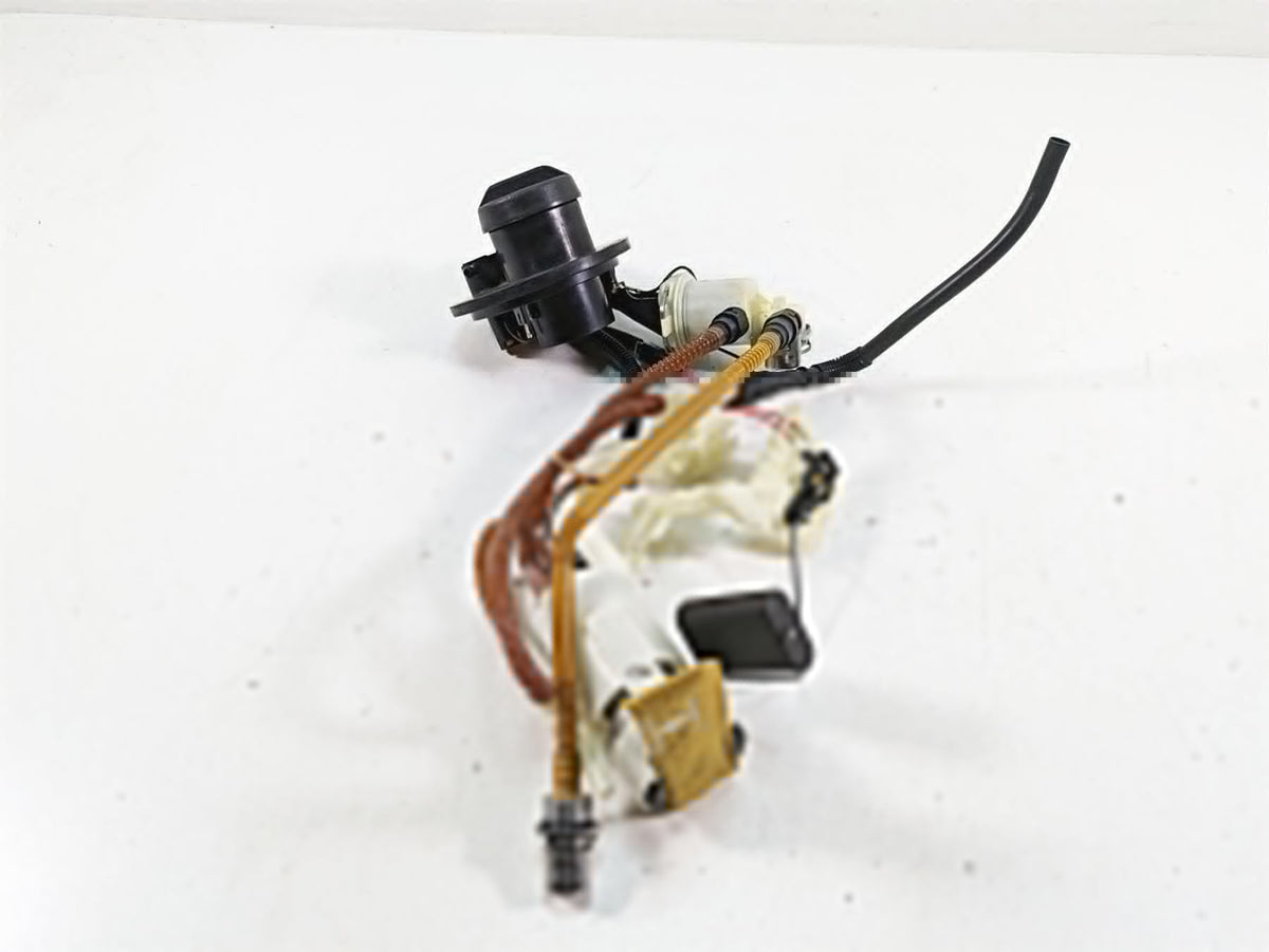 2010 Harley Touring FLHTCU Electra Glide Fuel Gas Petrol Pump - Tested 75069-08A {{ shop.shopifyCountryName }} - Mototech271