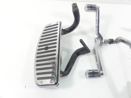 1995 Harley Touring FLHTCU Electra Glide Floor Foot Board Set + Pedals 50621-79A {{ shop.shopifyCountryName }} - Mototech271