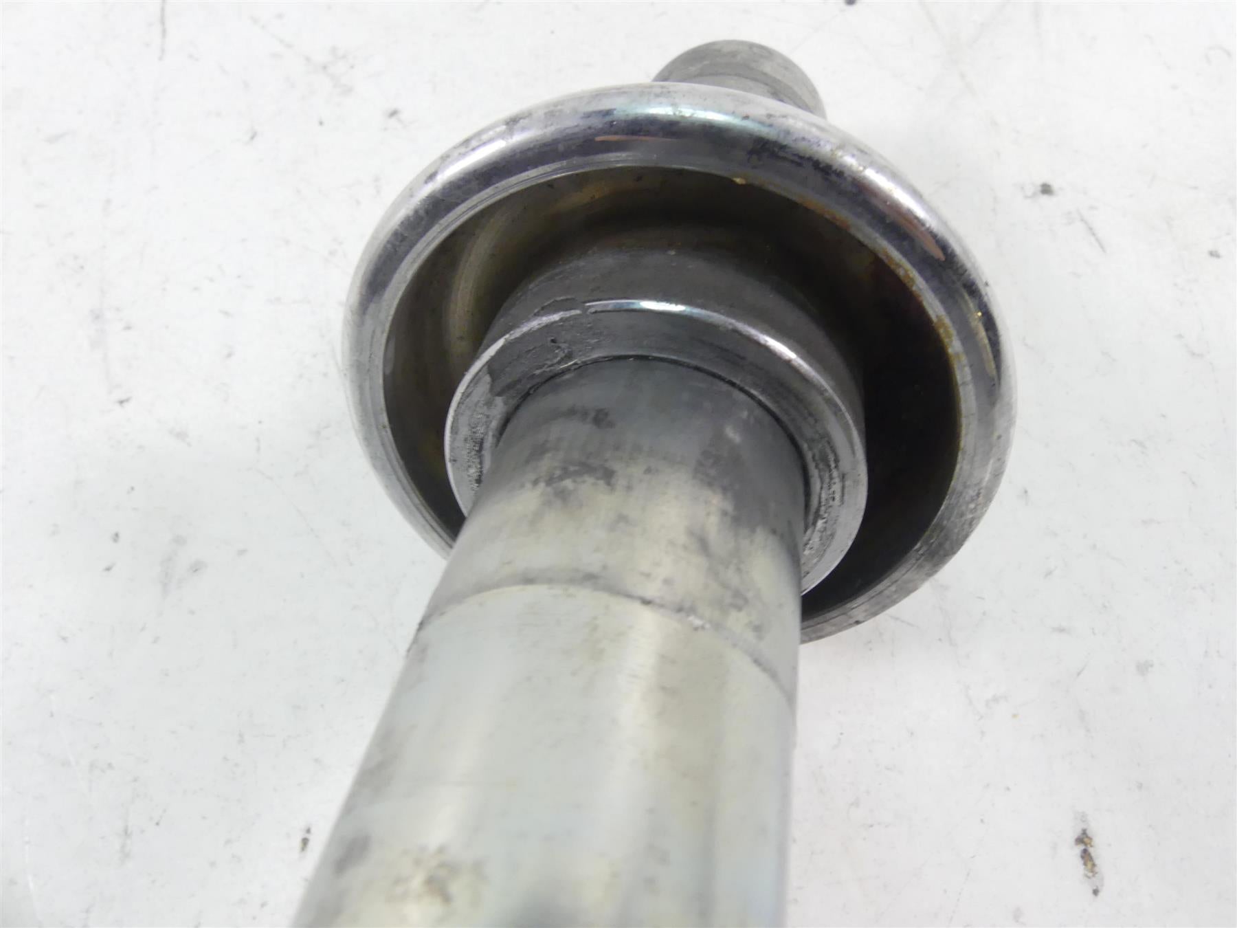 2005 Harley Touring CVO FLHTCSE Electra Glide Front Axle Wheel Spindle 43364-00 {{ shop.shopifyCountryName }} - Mototech271