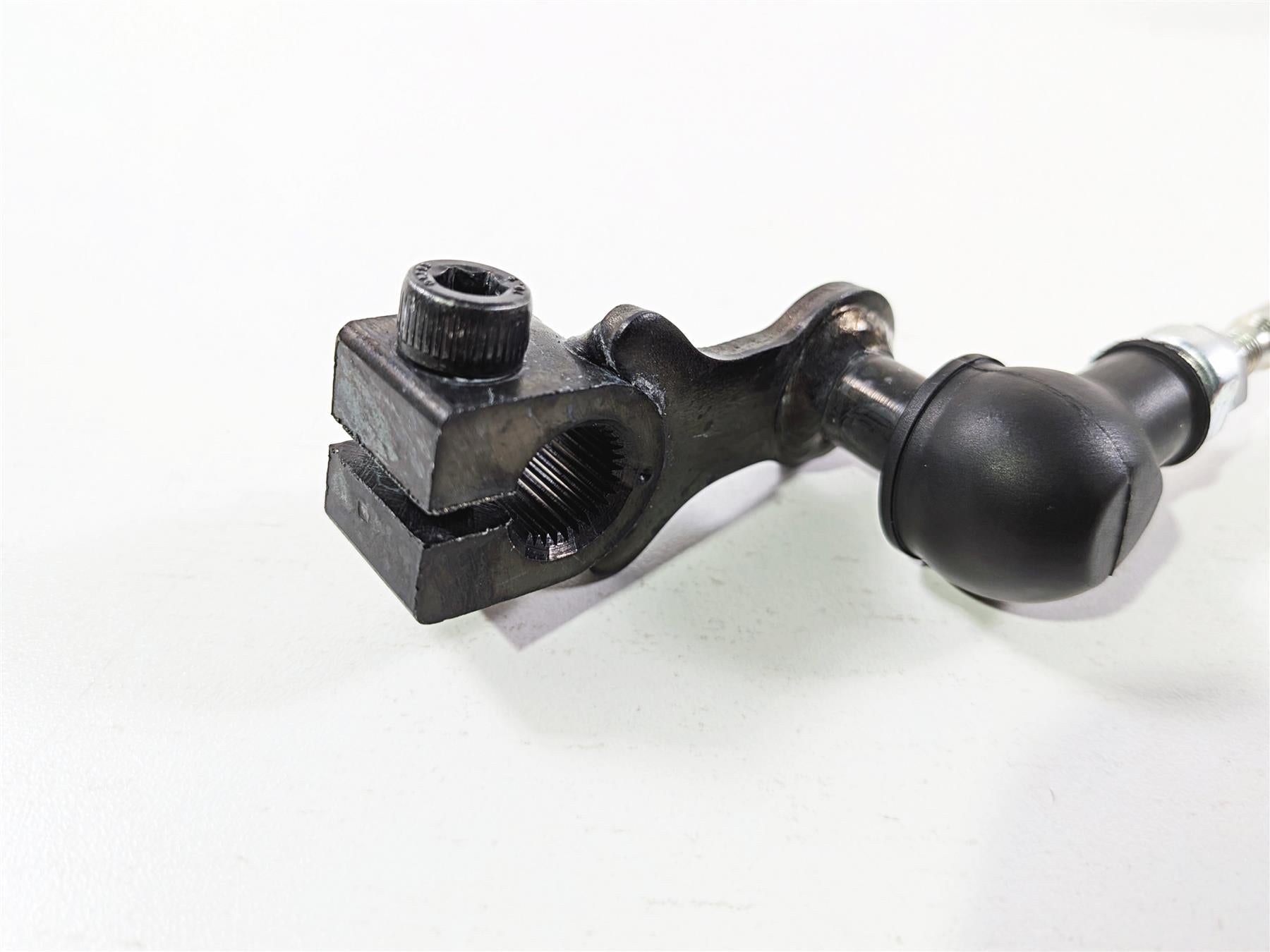 2025 Yamaha YZF R7 Nice Left Front Foot Peg & Shifter BEB-27442-00 BEB-18110-00 {{ shop.shopifyCountryName }} - Mototech271