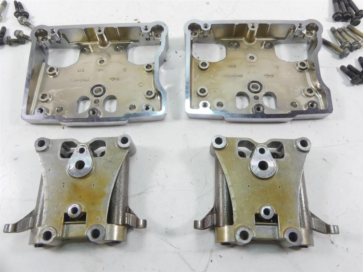 2013 Harley Touring FLHX Street Glide Rocker Arm Cover Housing Set 17571-99 {{ shop.shopifyCountryName }} - Mototech271